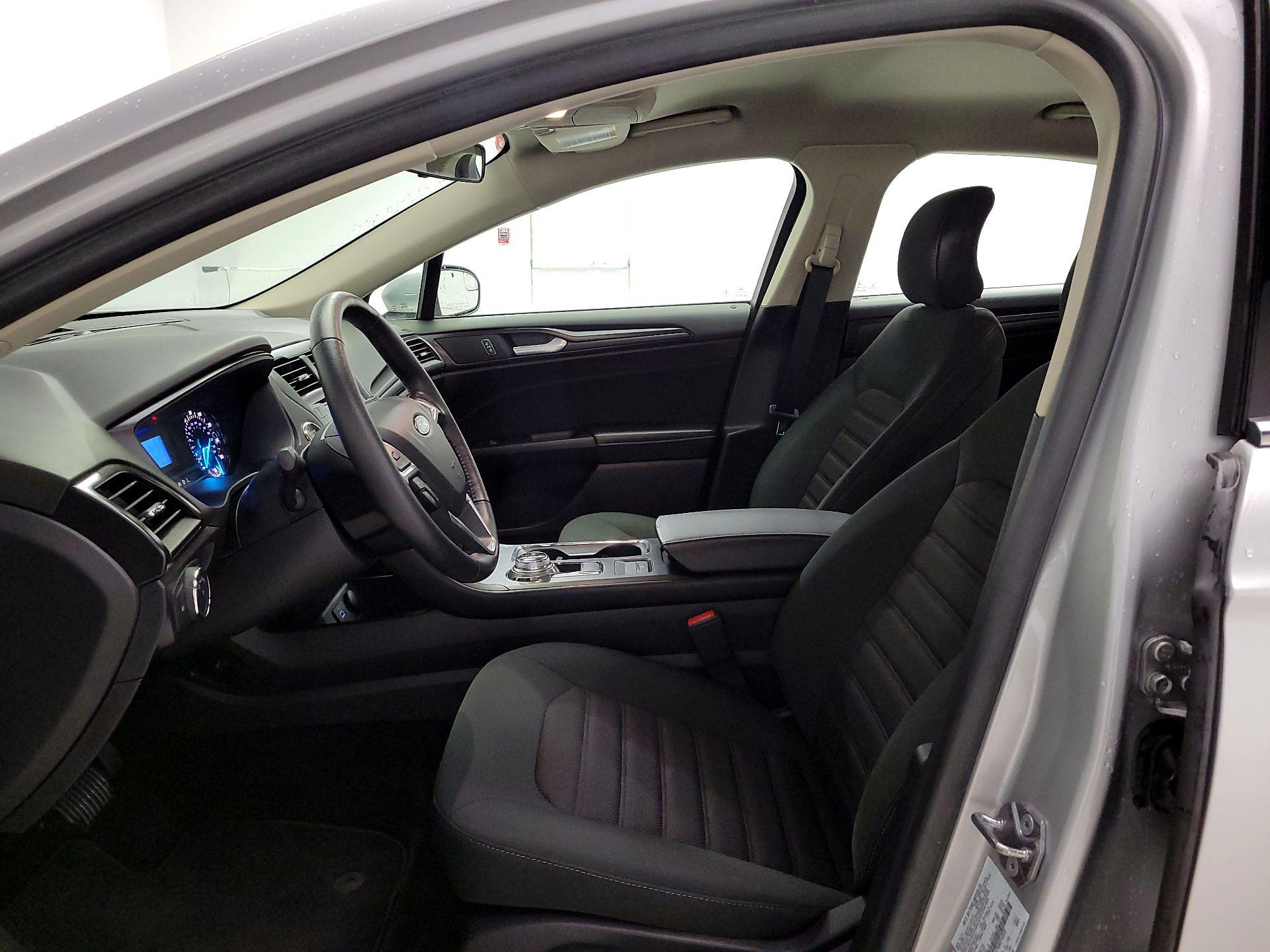 Thumbnail: 2018 Ford Fusion - 11