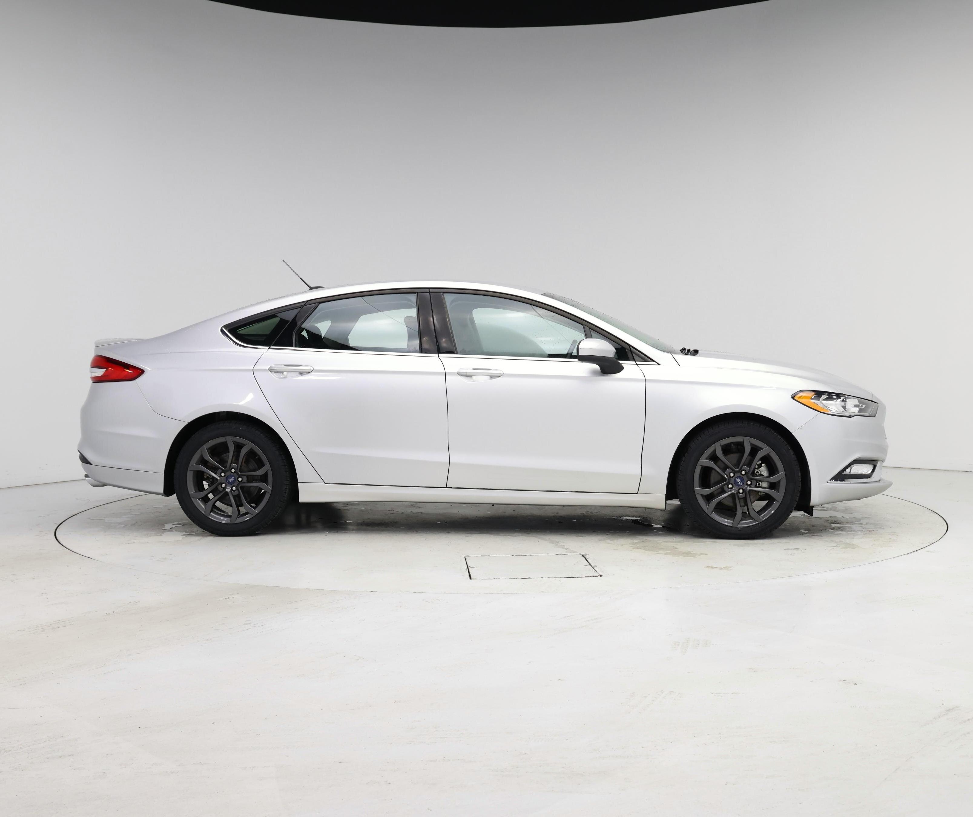 Thumbnail: 2018 Ford Fusion - 7