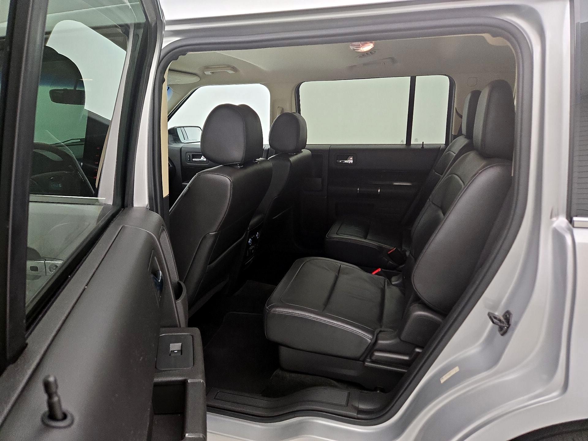 Thumbnail: 2018 Ford Flex - 20