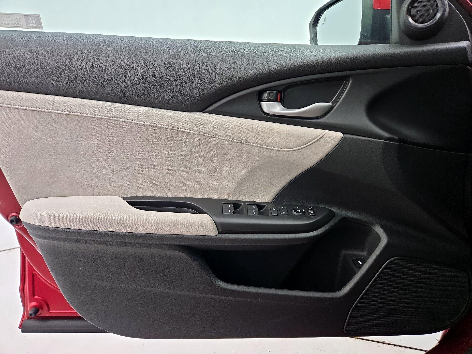 Thumbnail: 2022 Honda Insight - 12