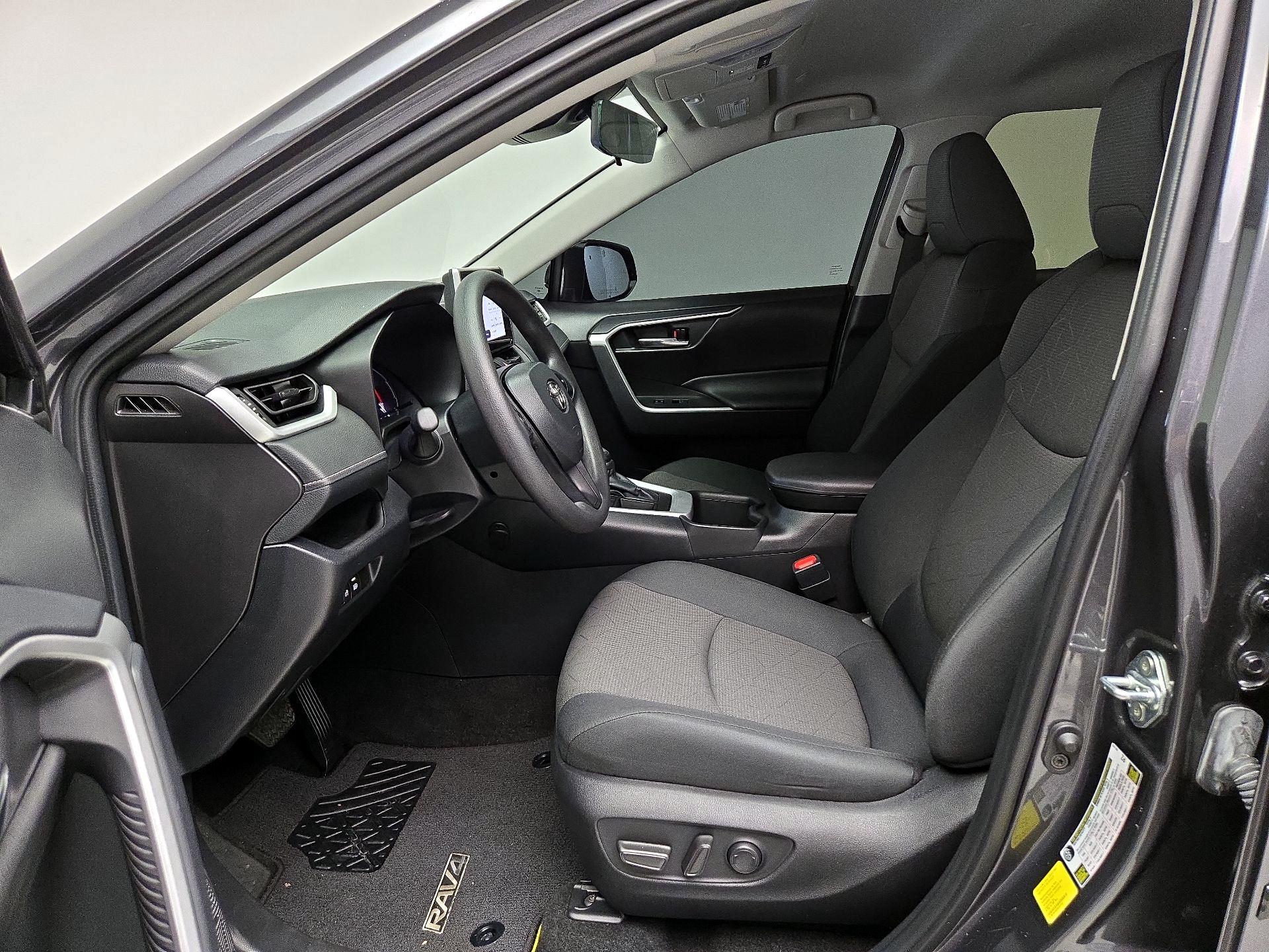 Thumbnail: 2024 Toyota RAV4 - 11