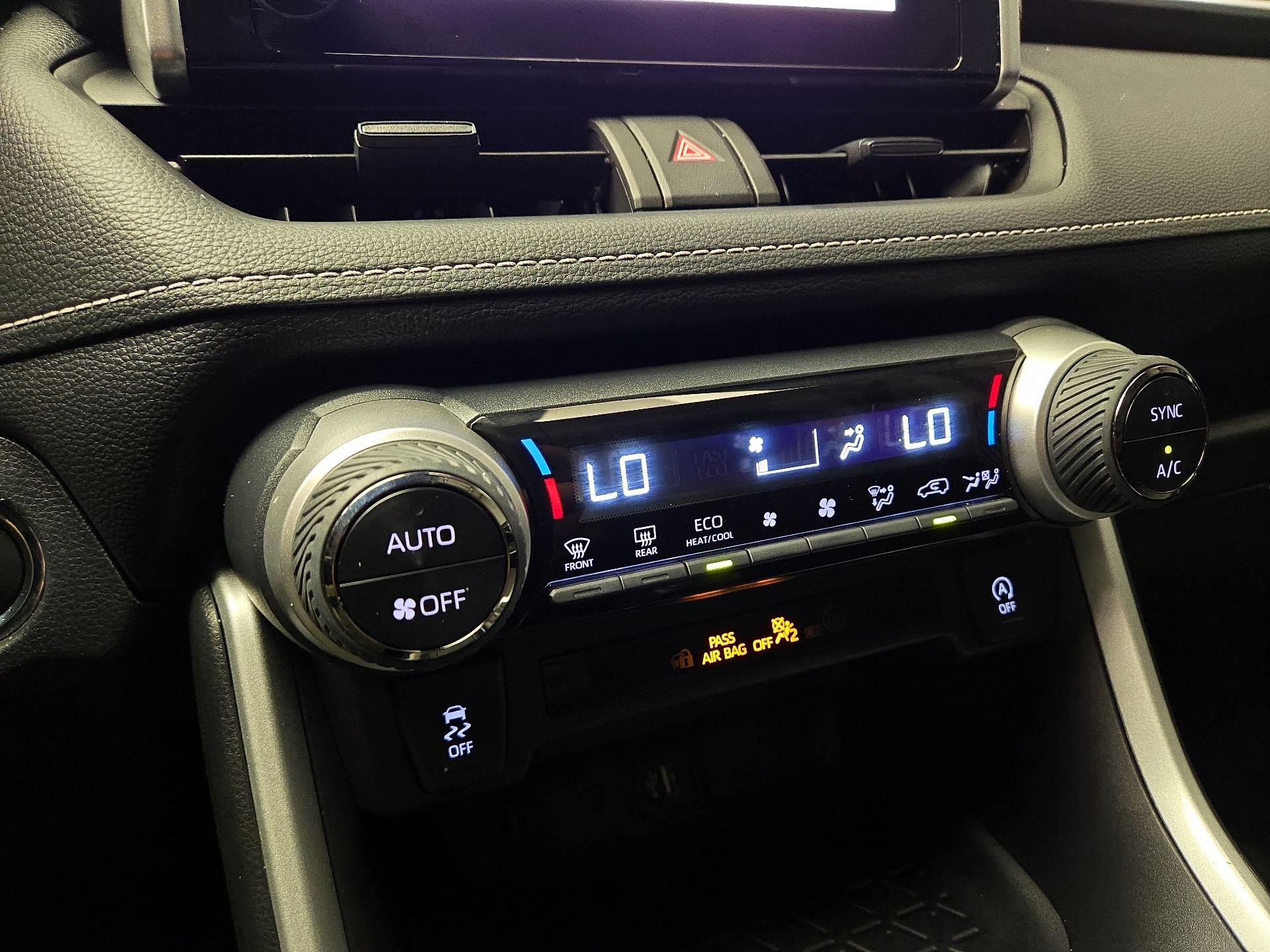 Thumbnail: 2024 Toyota RAV4 - 16