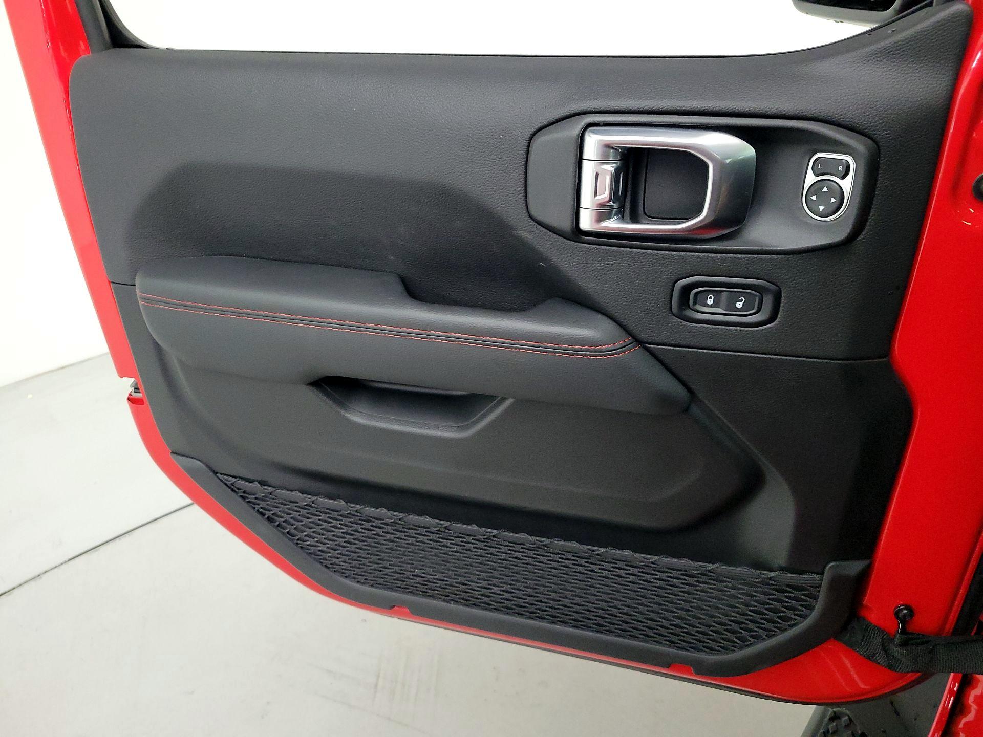 Thumbnail: 2023 Jeep Gladiator - 12