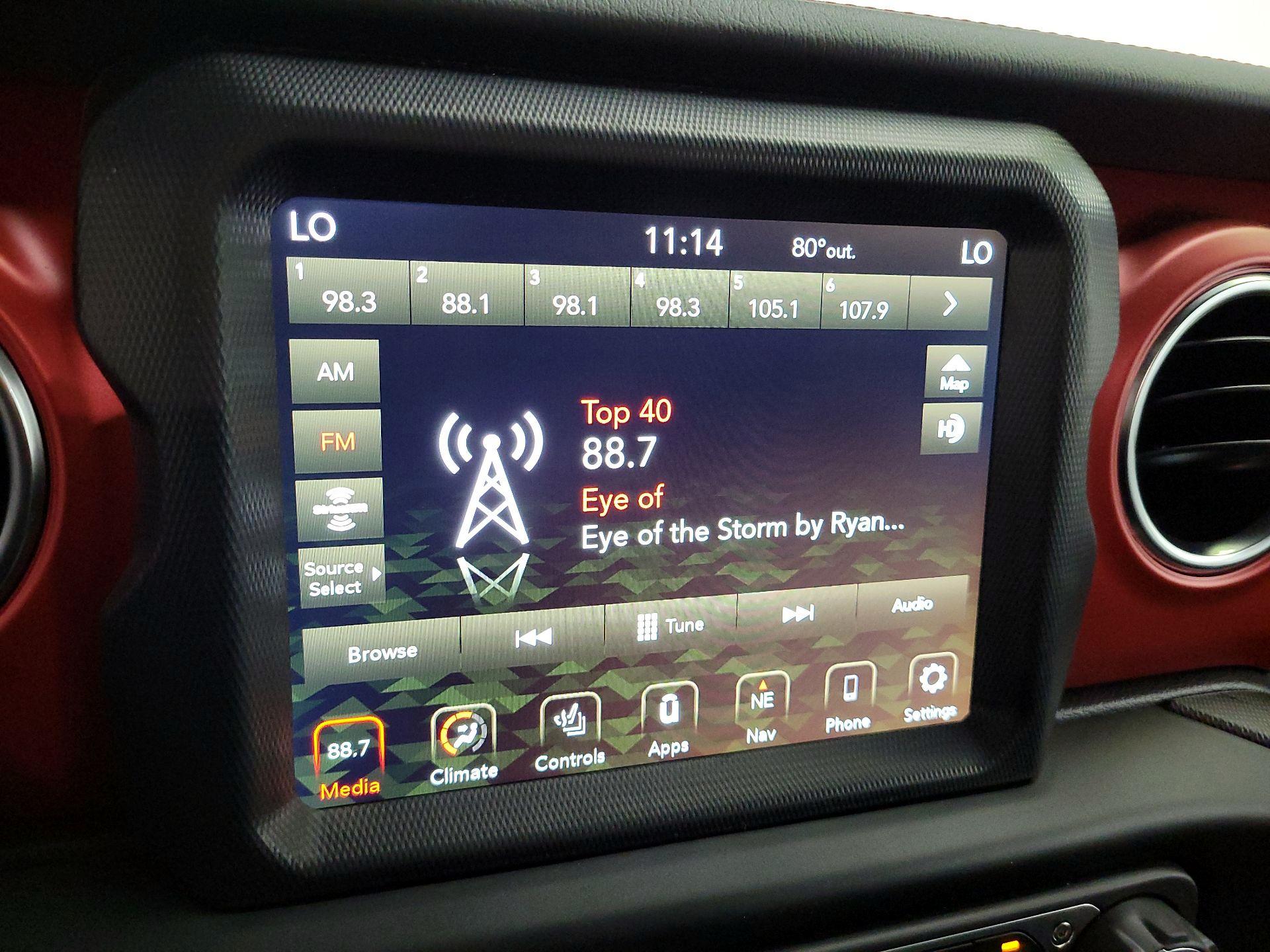 Thumbnail: 2023 Jeep Gladiator - 16