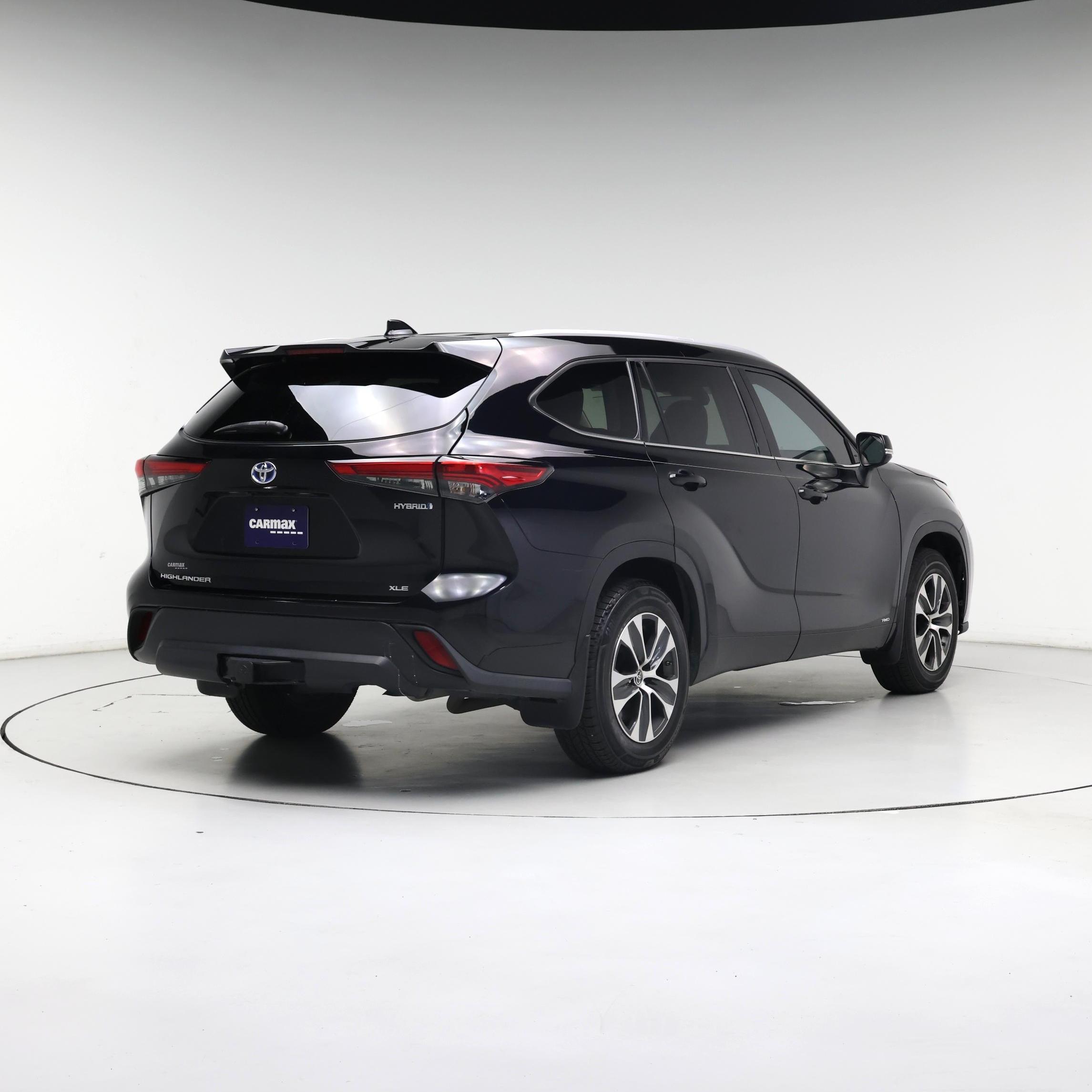 Thumbnail: 2022 Toyota Highlander - 8