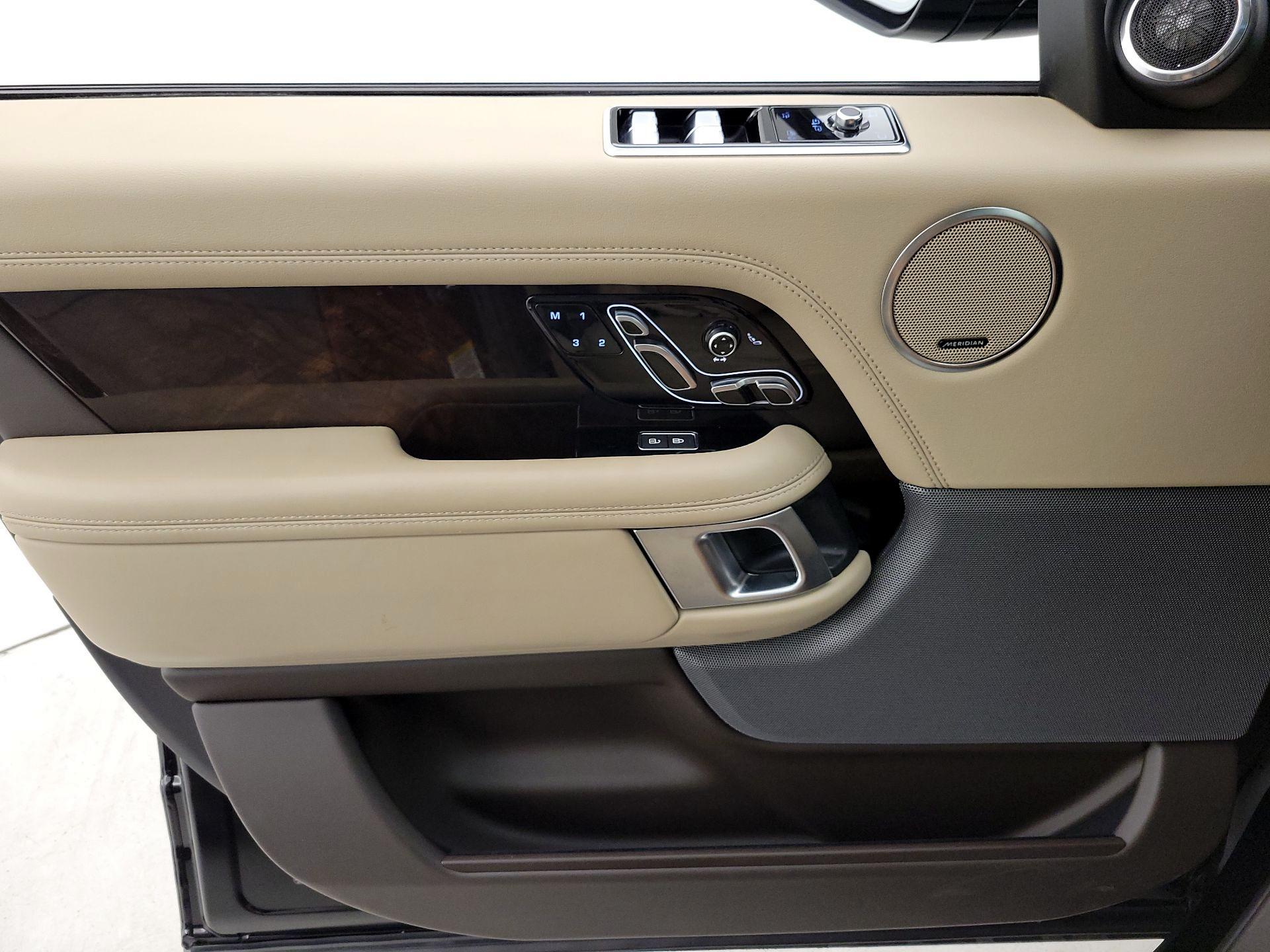 Thumbnail: 2021 Land Rover Range Rover - 12