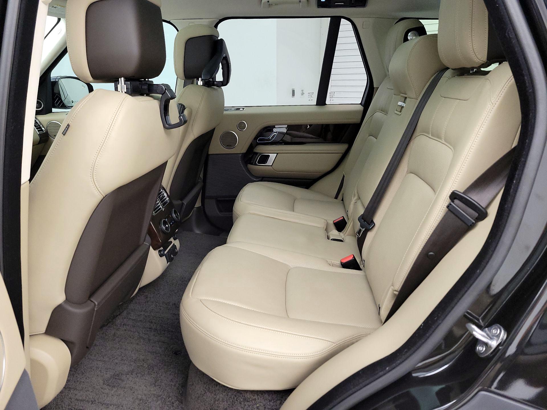 Thumbnail: 2021 Land Rover Range Rover - 20
