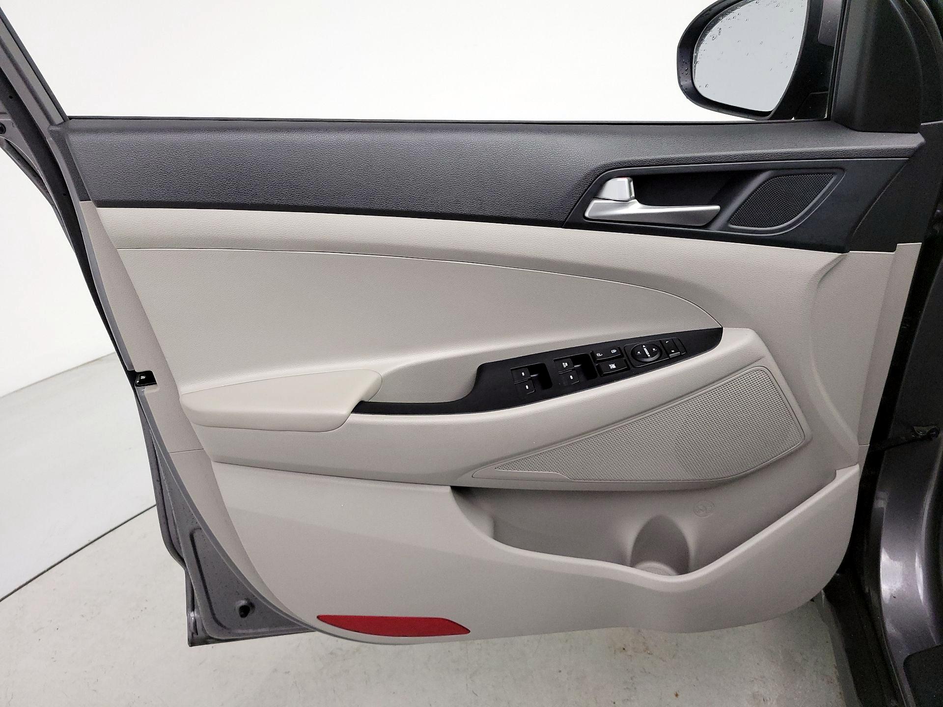 Thumbnail: 2020 Hyundai Tucson - 12