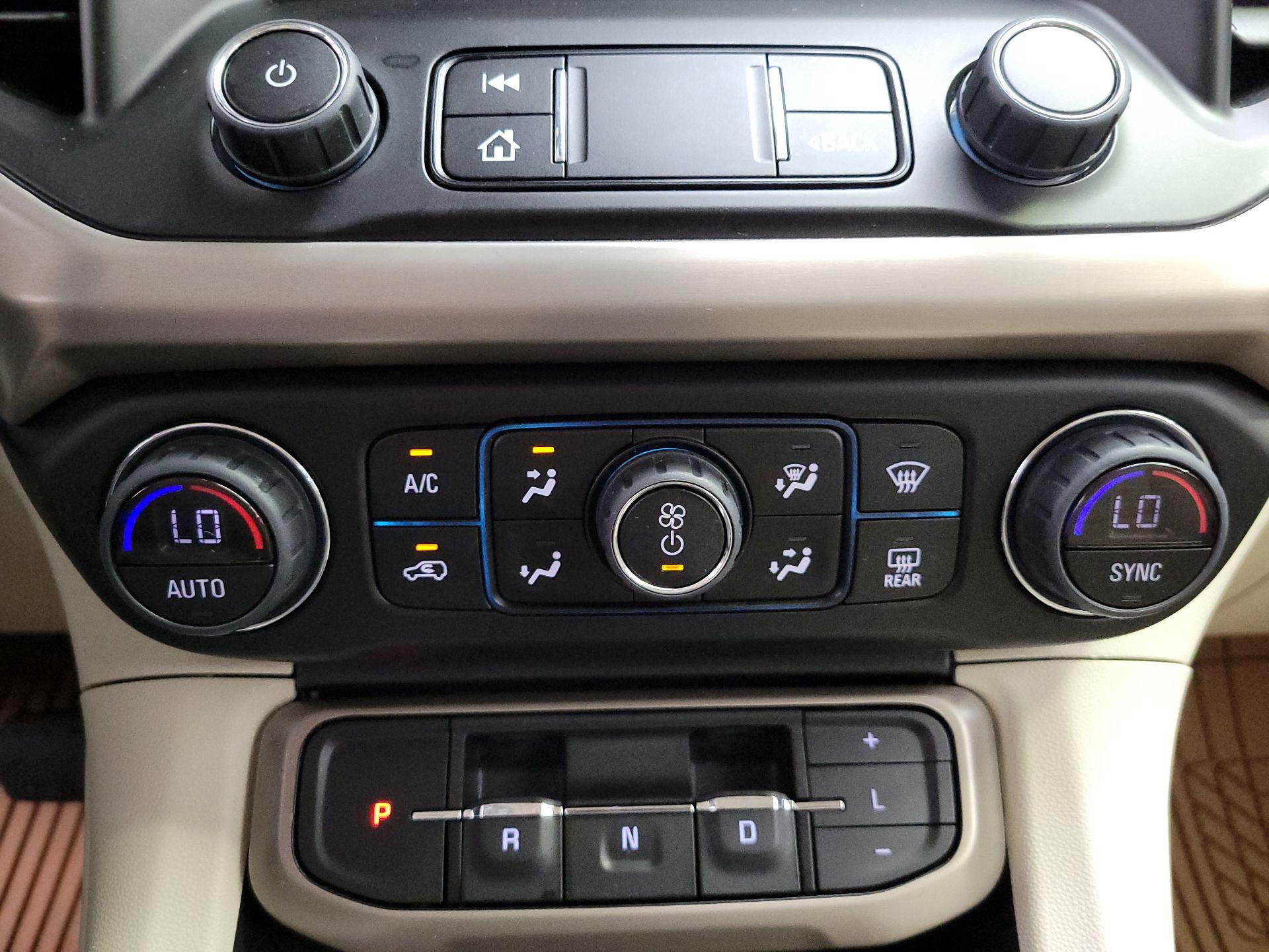 Thumbnail: 2017 GMC Acadia - 17