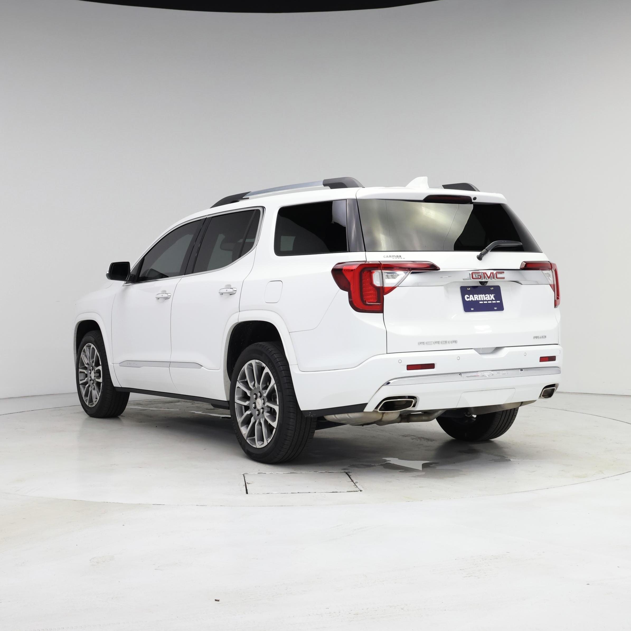 Thumbnail: 2017 GMC Acadia - 2