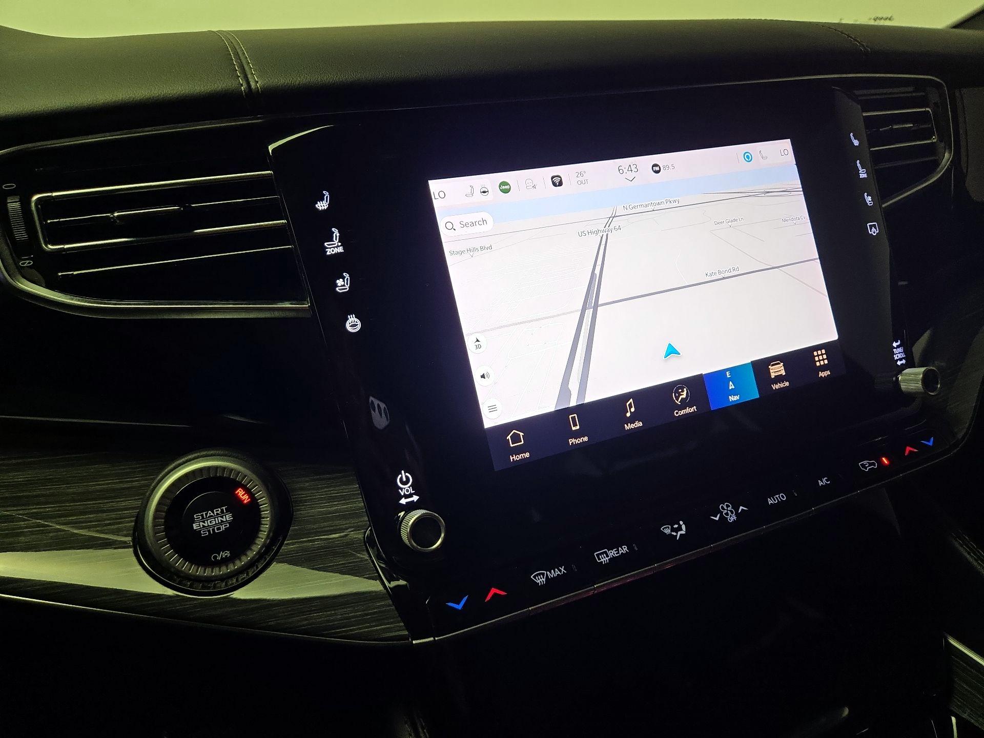 Thumbnail: 2022 Jeep Wagoneer - 14