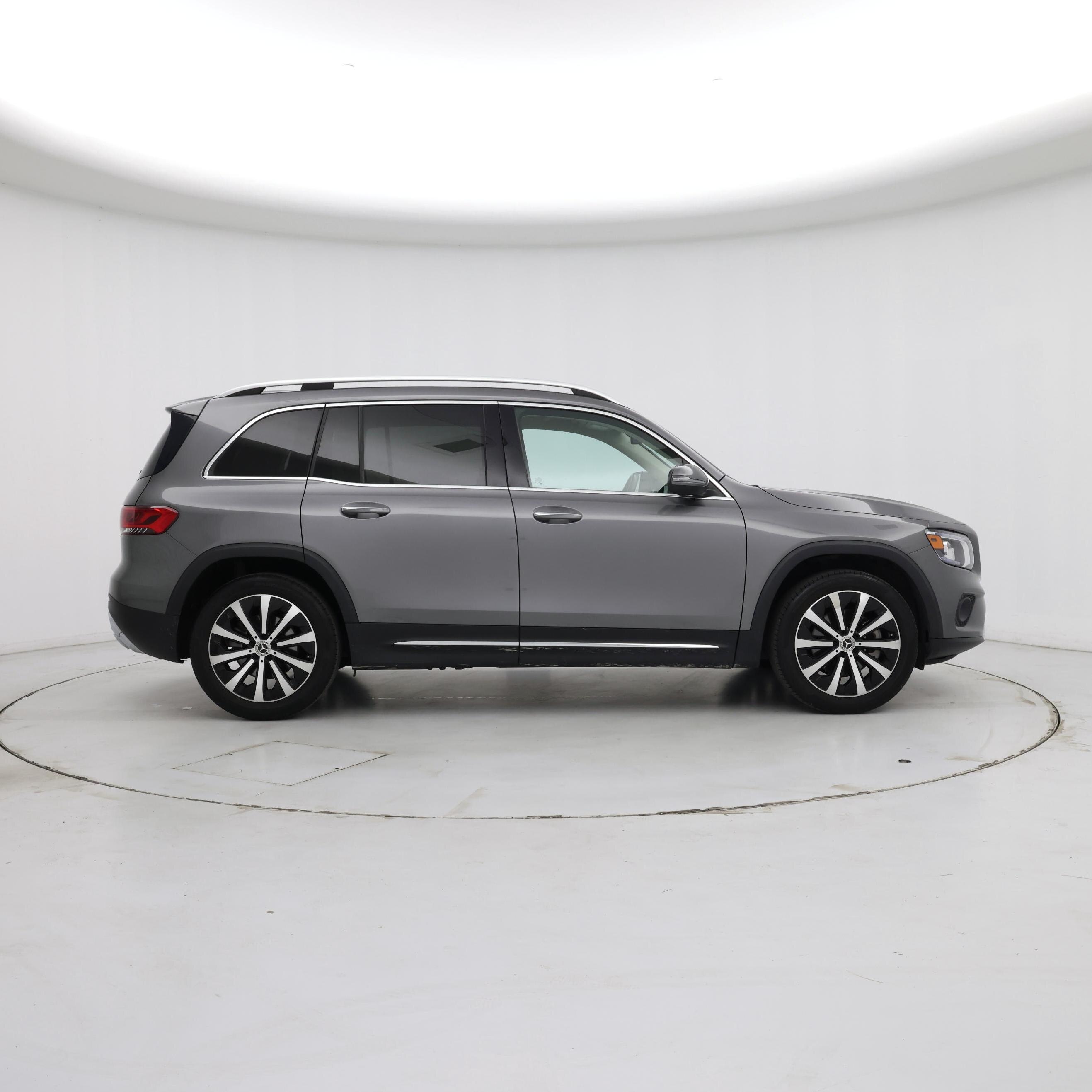 Thumbnail: 2021 Mercedes-Benz GLB - 7
