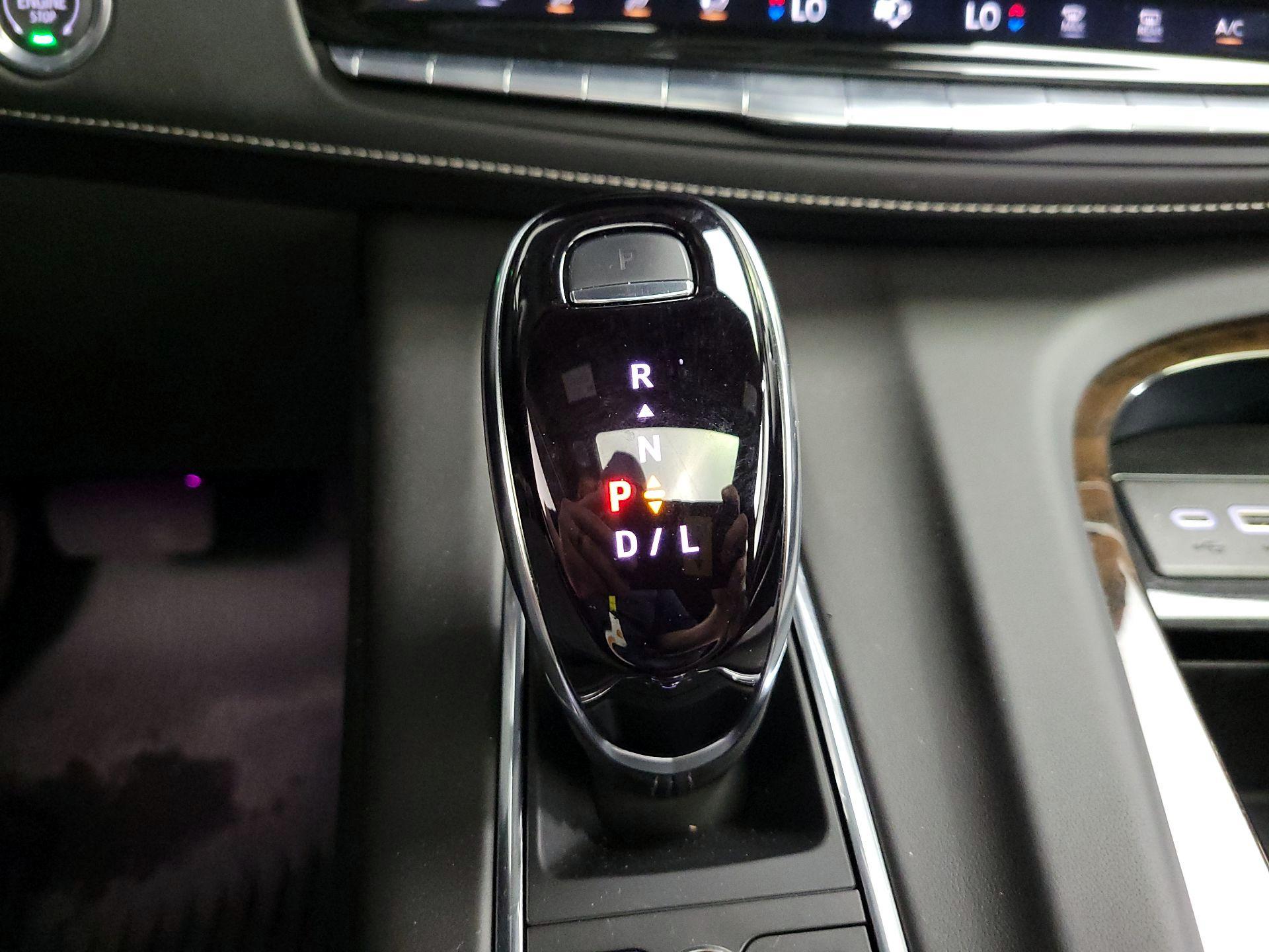 Thumbnail: 2024 Cadillac Escalade - 18
