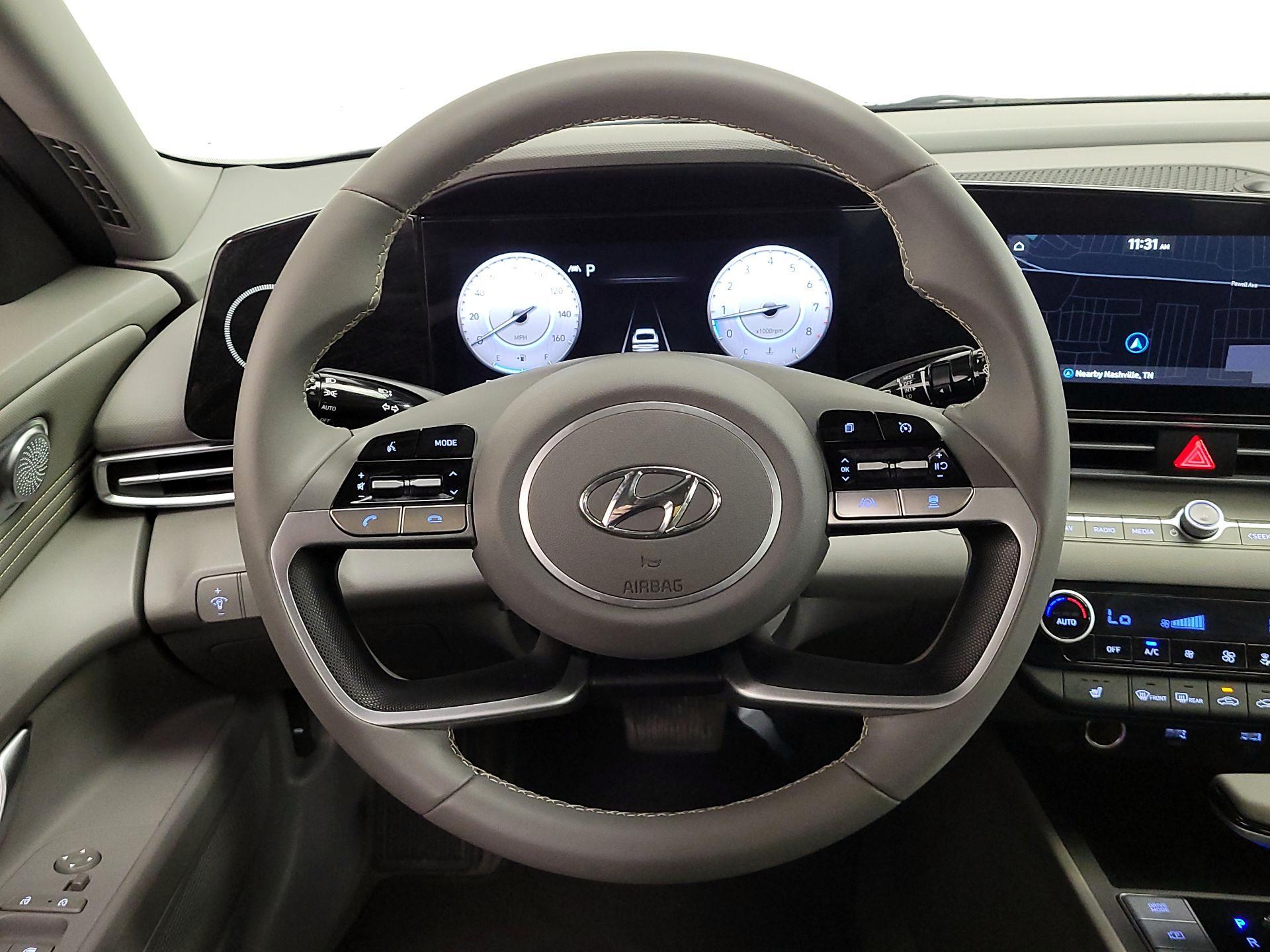 Thumbnail: 2023 Hyundai Elantra - 10