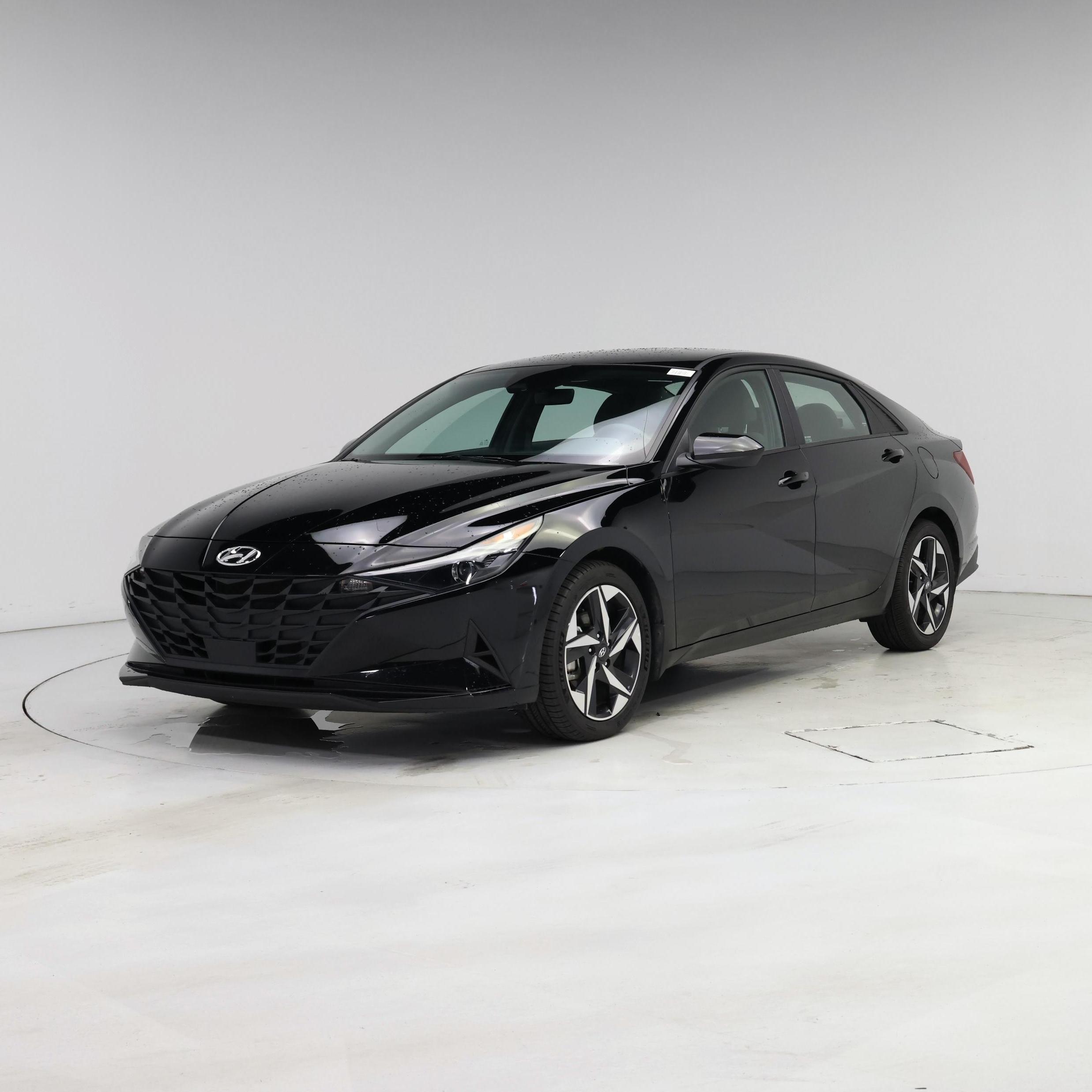 Thumbnail: 2023 Hyundai Elantra - 4