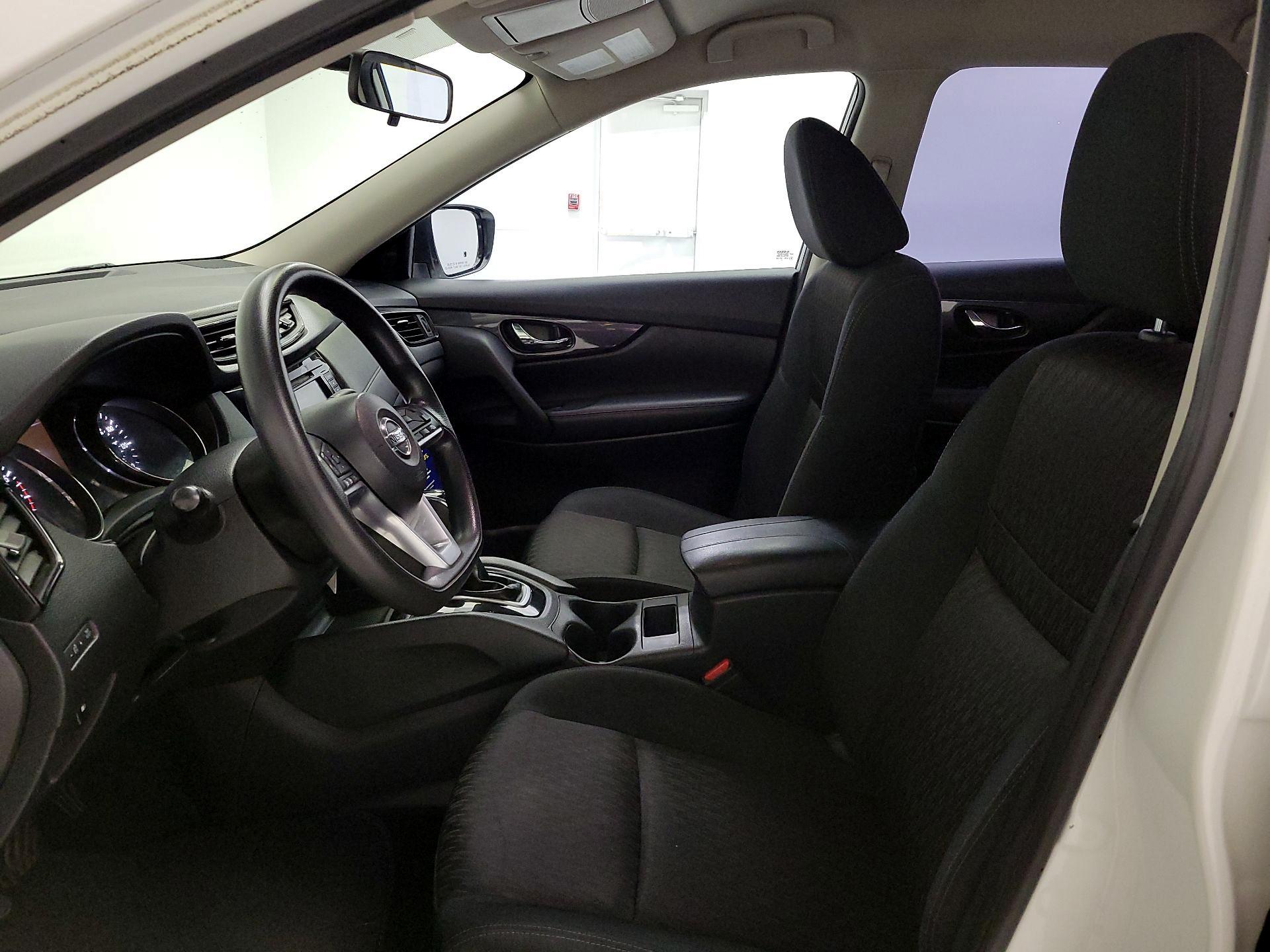 Thumbnail: 2018 Nissan Rogue - 11