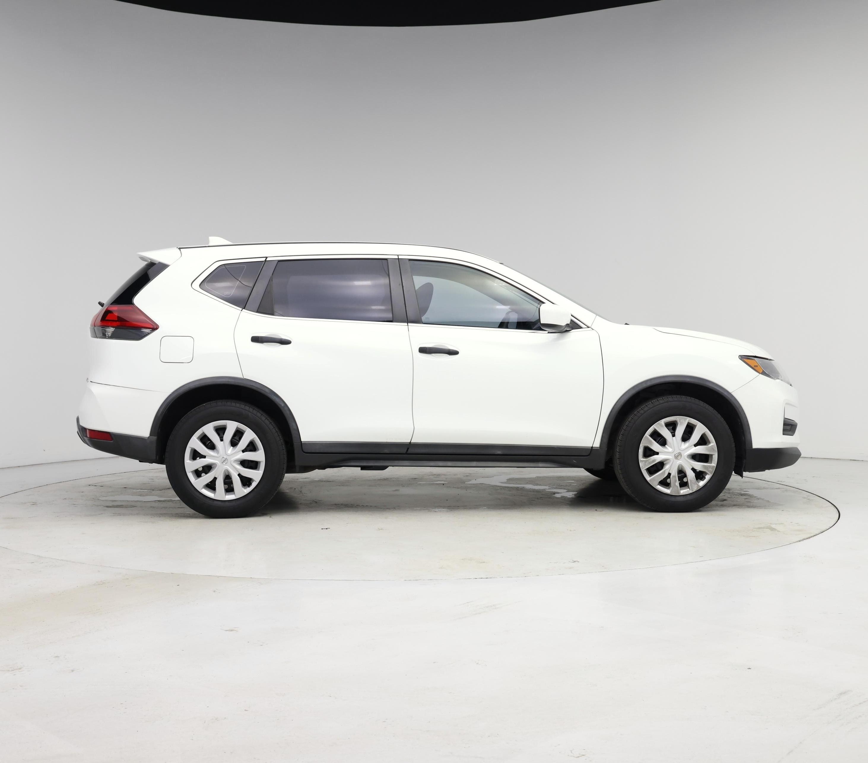 Thumbnail: 2018 Nissan Rogue - 7