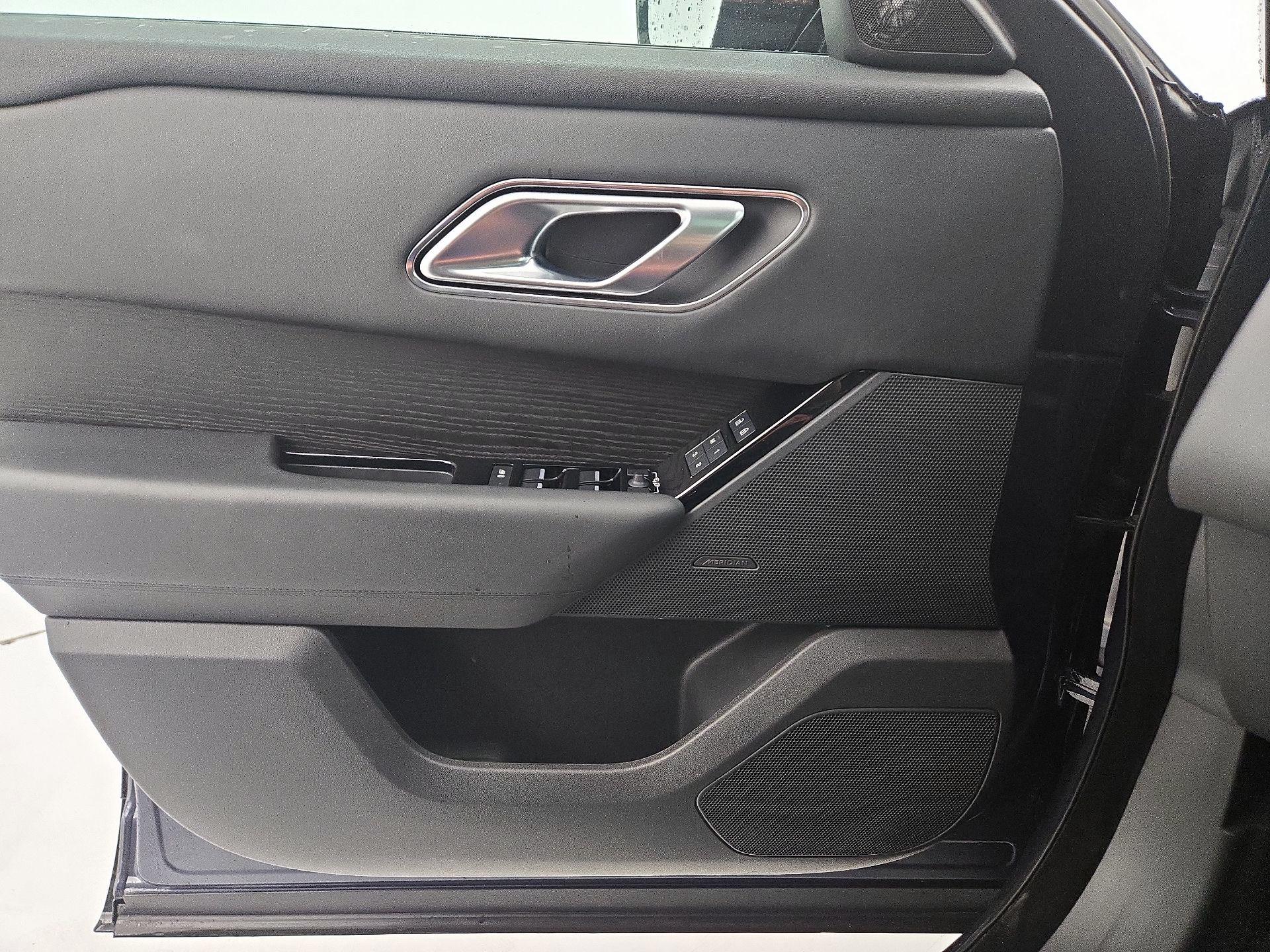 Thumbnail: 2024 Land Rover Range Rover Velar - 12