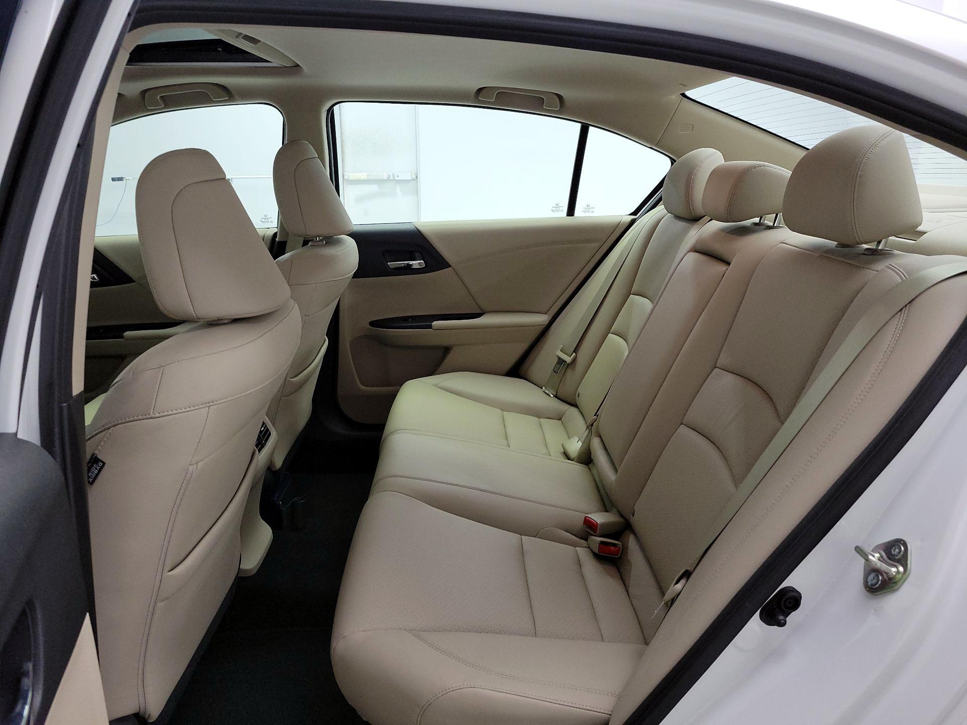 Thumbnail: 2015 Honda Accord - 20