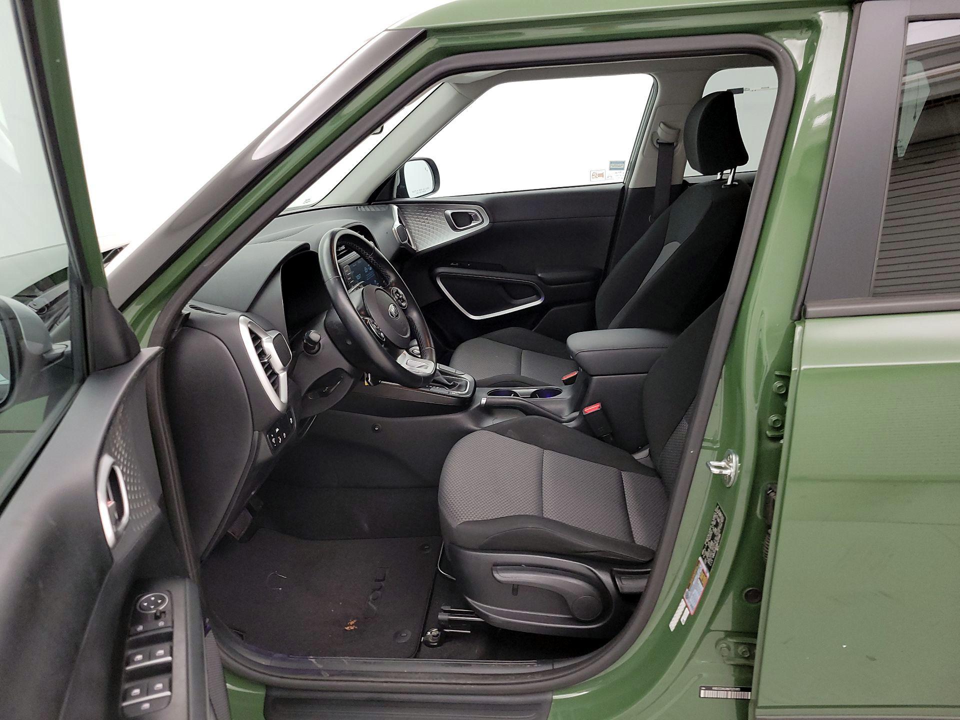 Thumbnail: 2021 Kia Soul - 11
