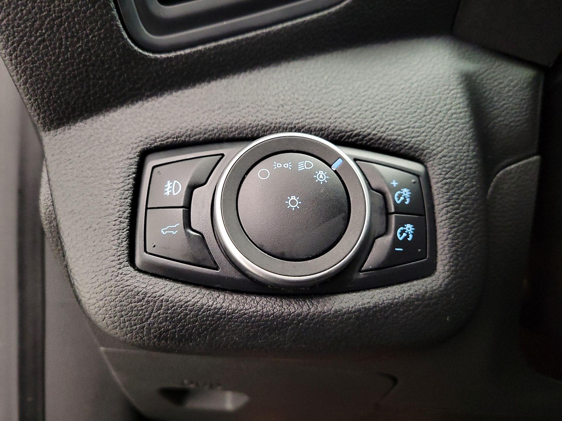 Thumbnail: 2019 Ford Escape - 13