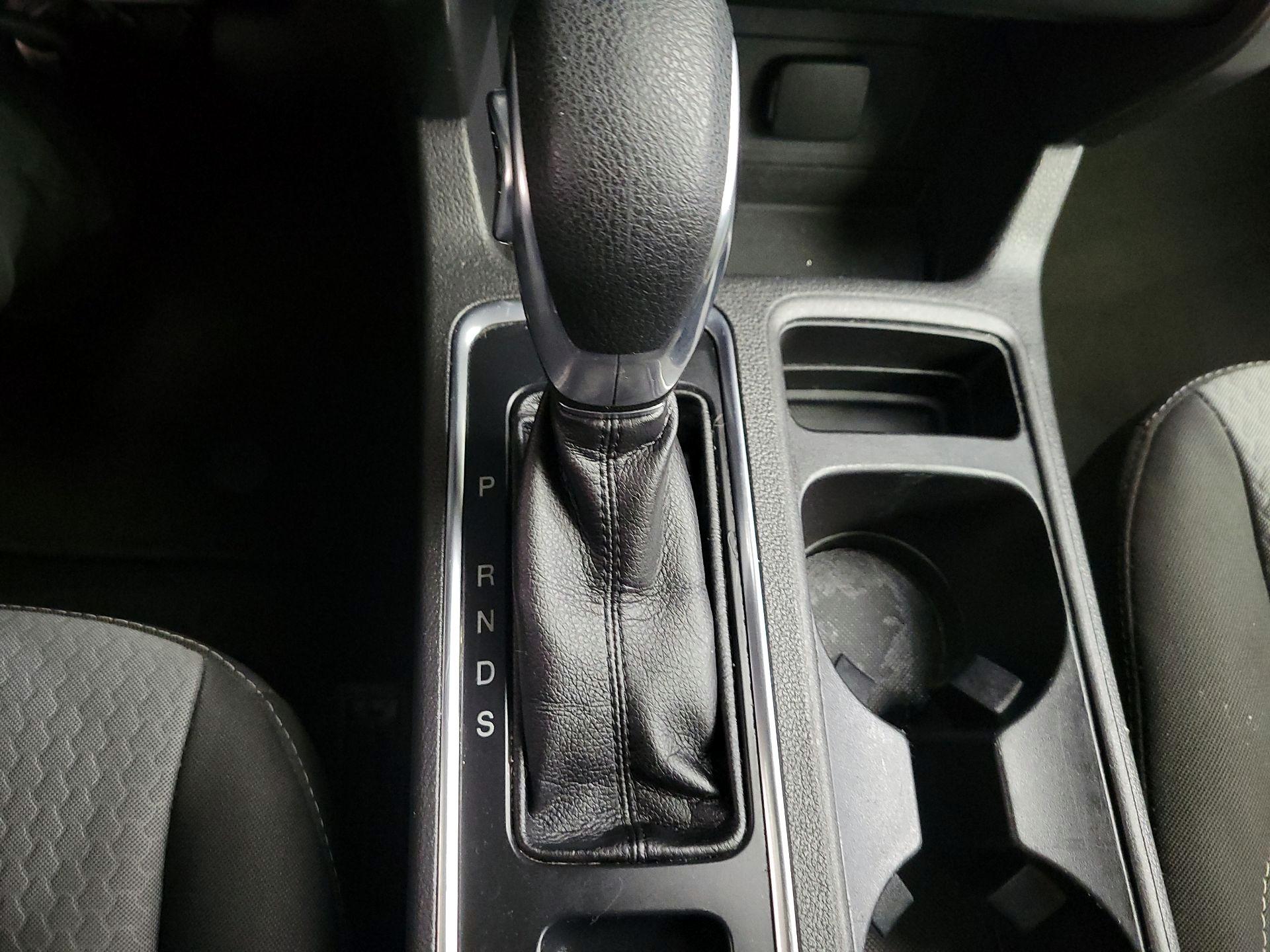 Thumbnail: 2019 Ford Escape - 17