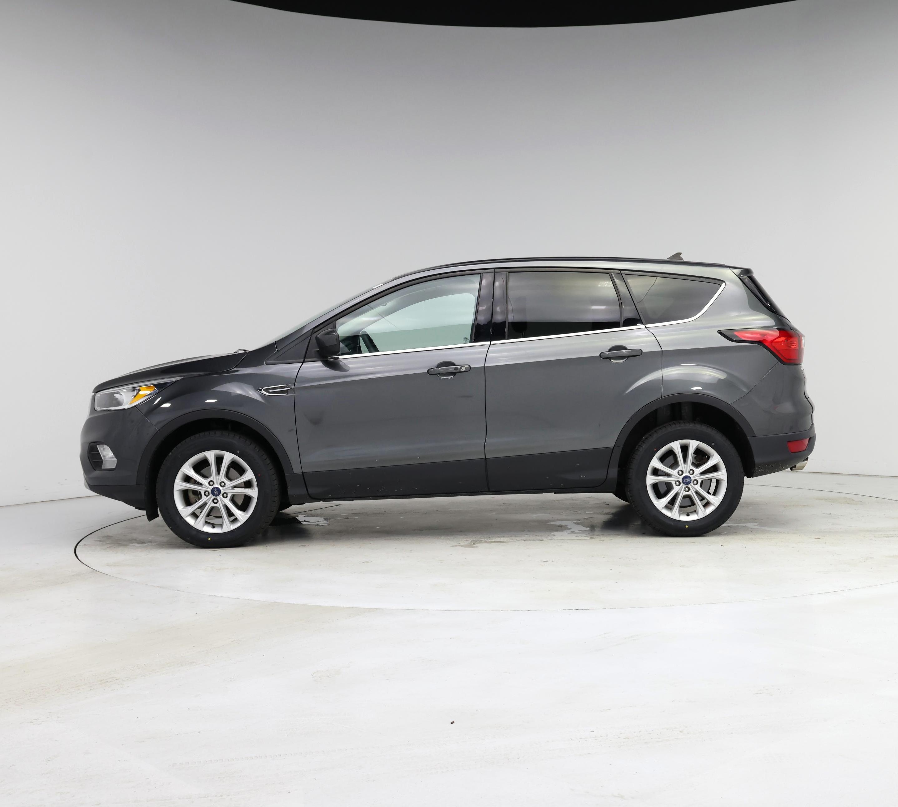 Thumbnail: 2019 Ford Escape - 3