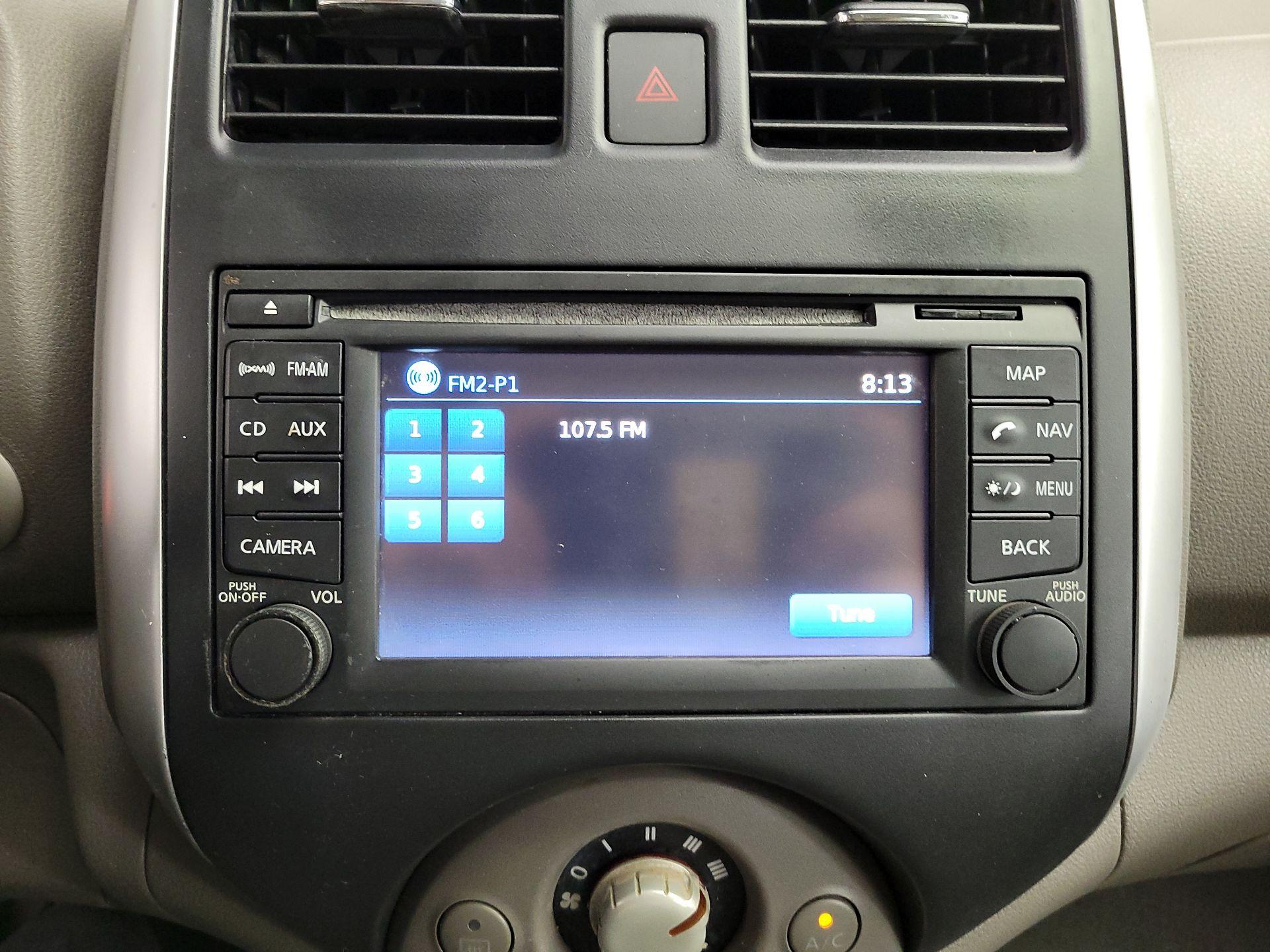 Thumbnail: 2014 Nissan Versa - 16