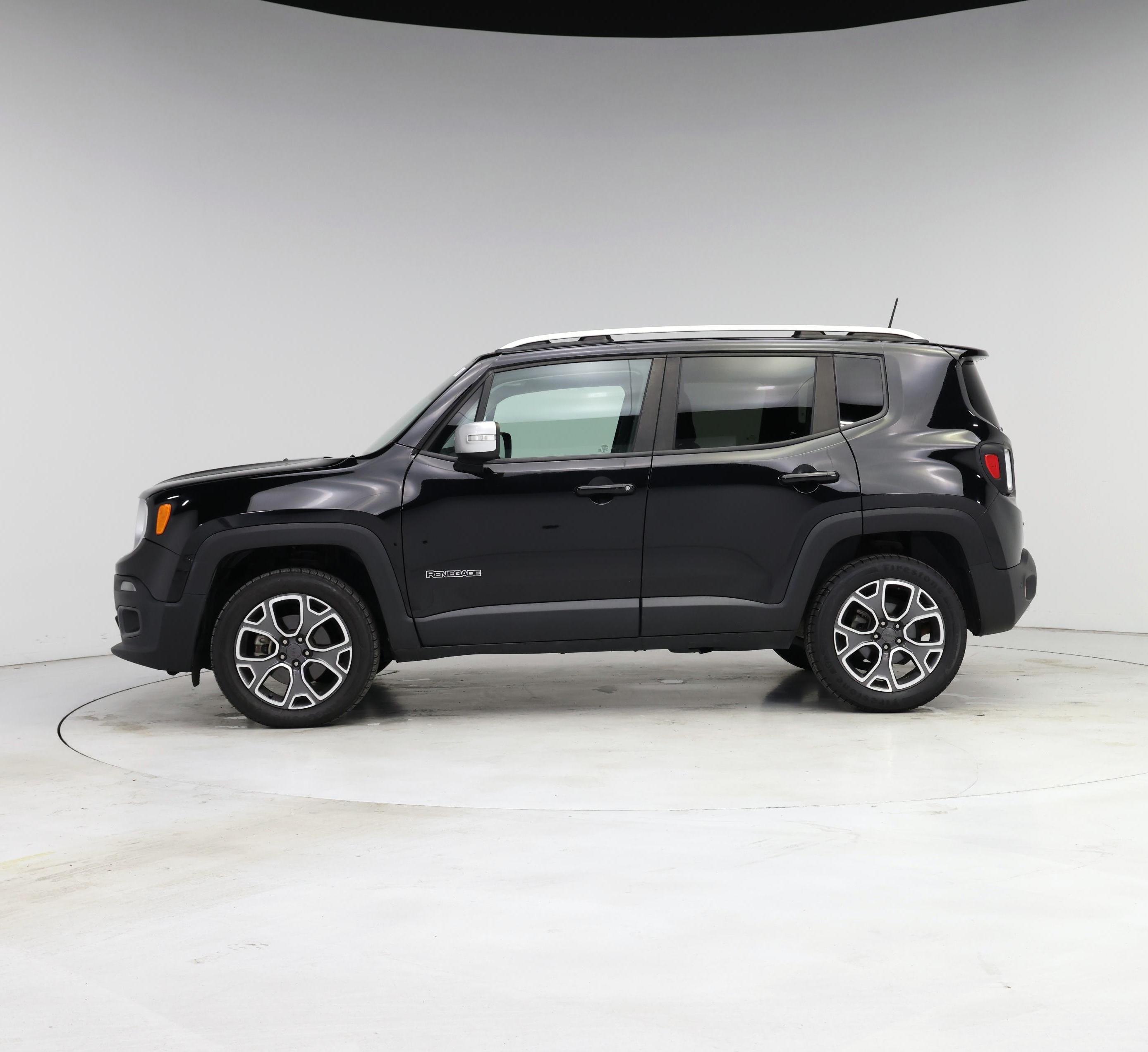 Thumbnail: 2018 Jeep Renegade - 3