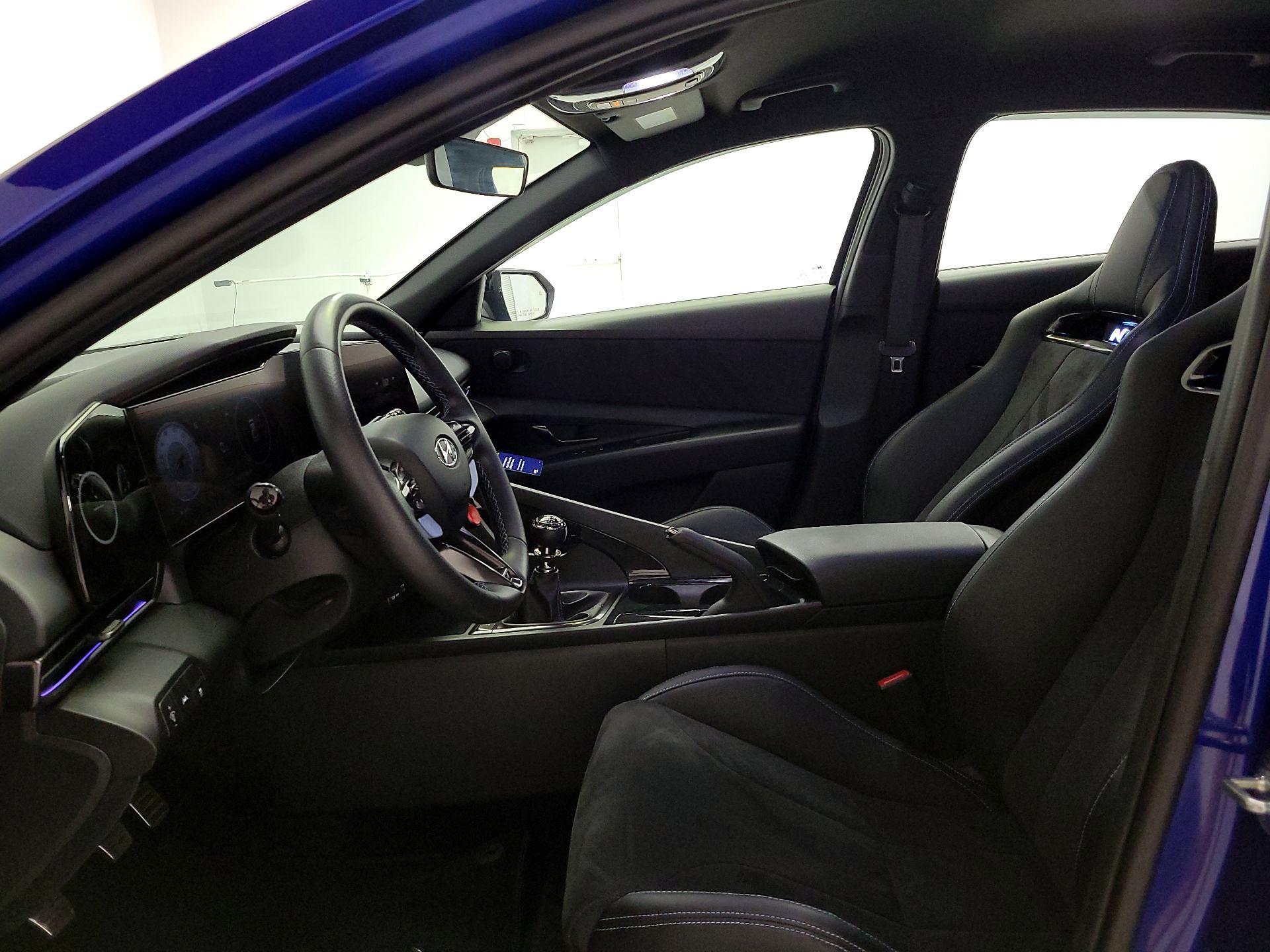 Thumbnail: 2023 Hyundai Elantra - 11