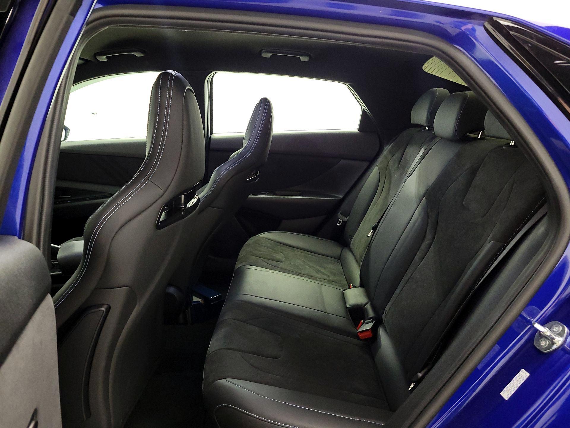 Thumbnail: 2023 Hyundai Elantra - 20