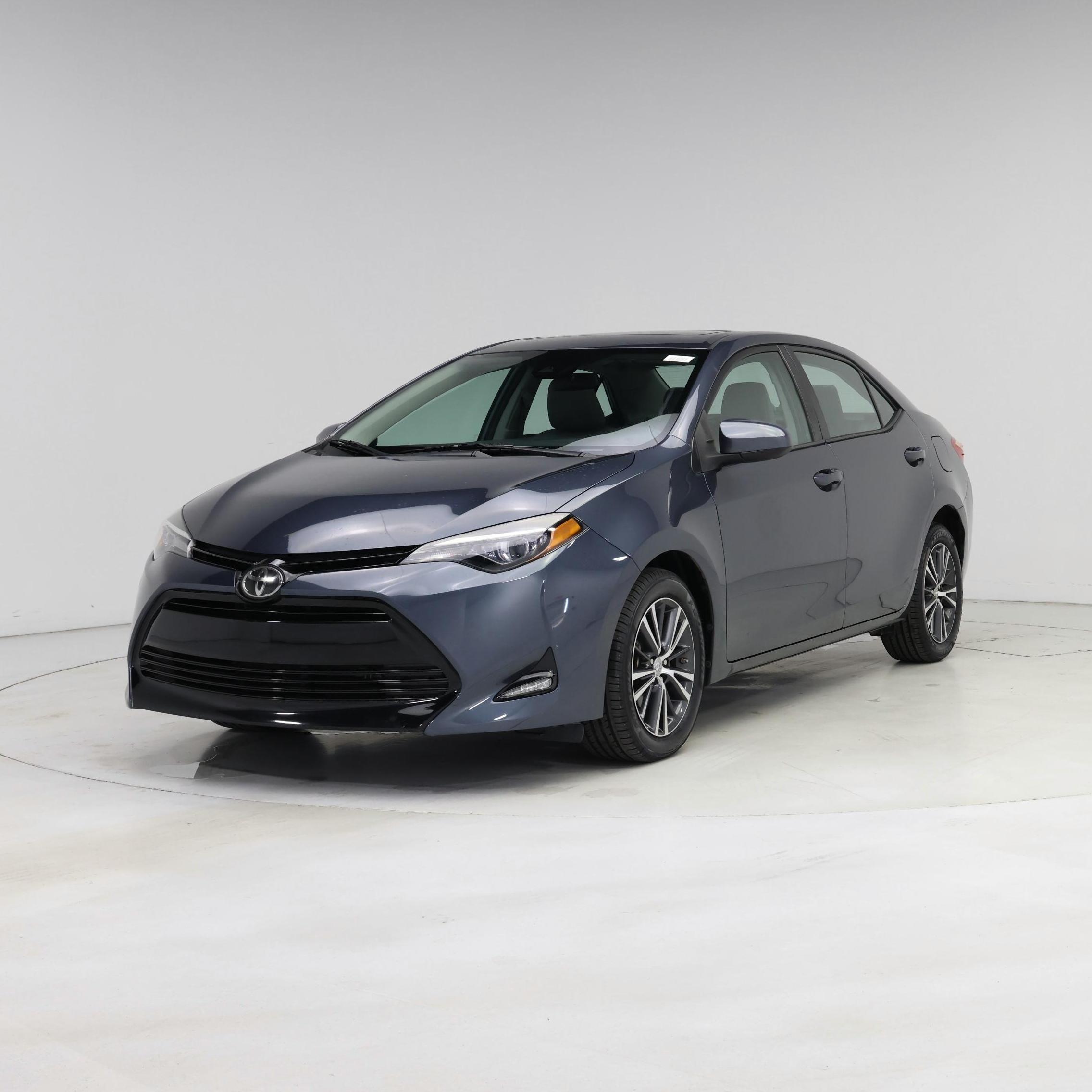 Thumbnail: 2018 Toyota Corolla - 4