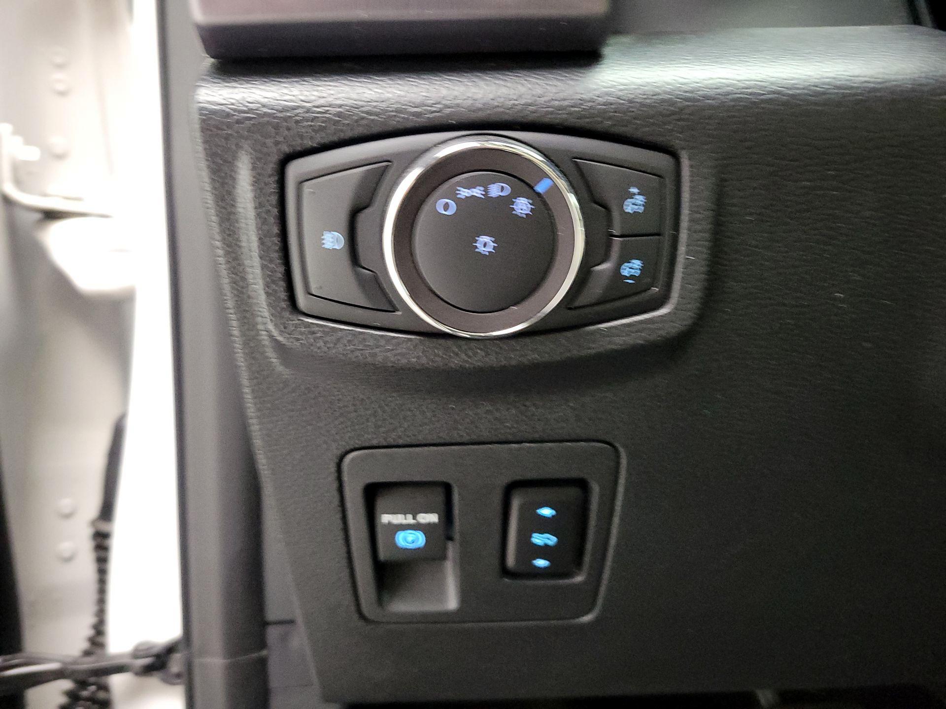 Thumbnail: 2019 Ford Expedition - 13