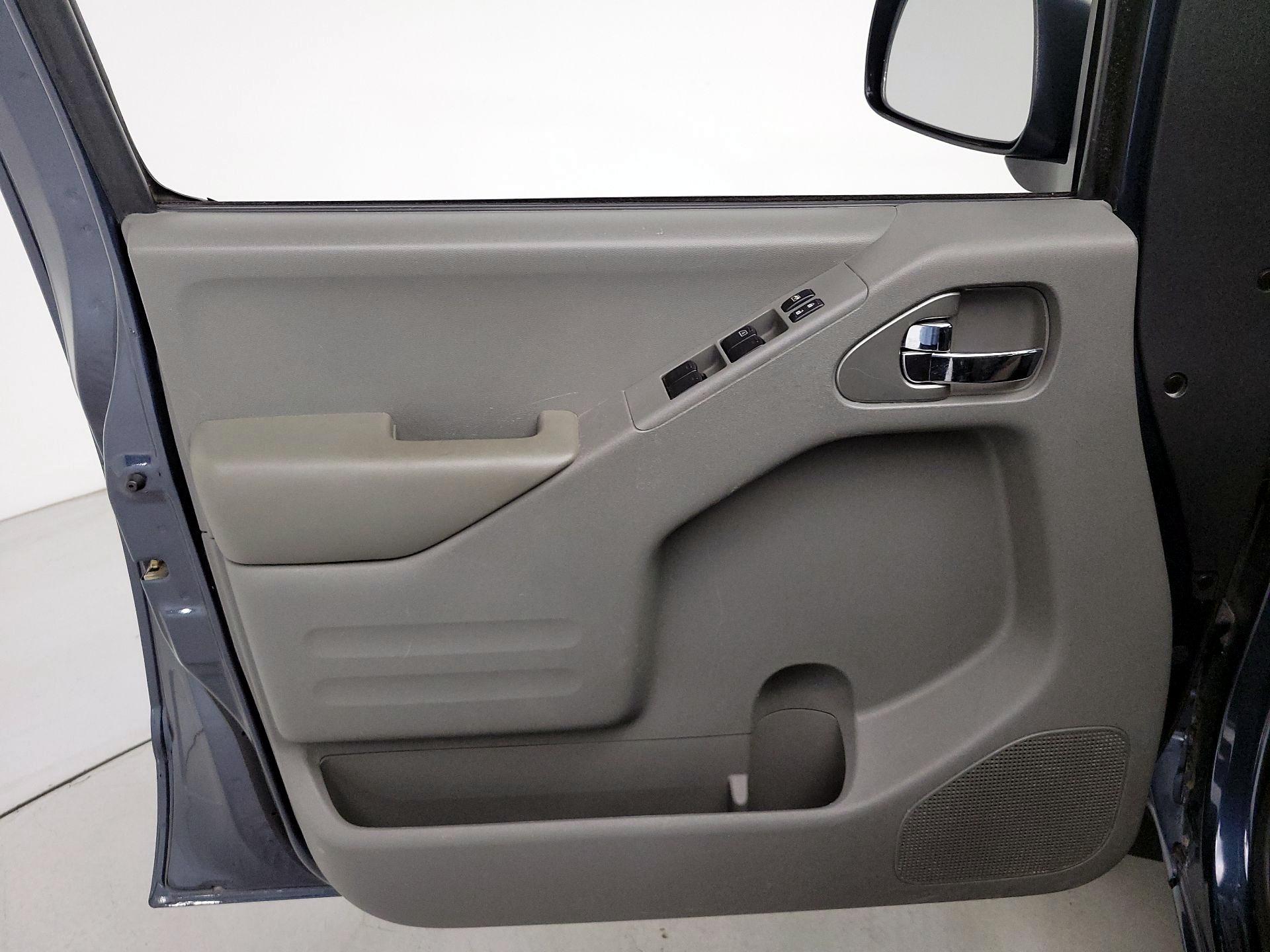 Thumbnail: 2019 Nissan Frontier - 12