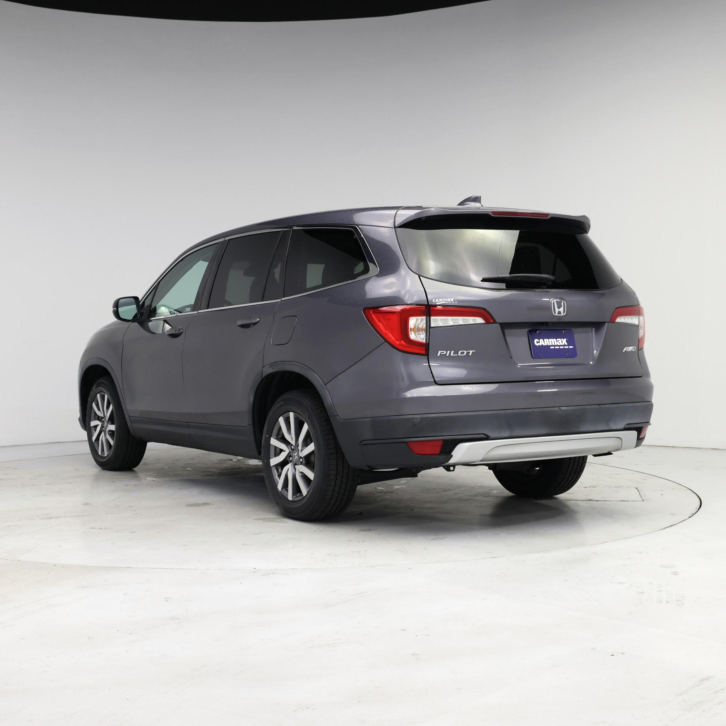 Thumbnail: 2019 Honda Pilot - 2
