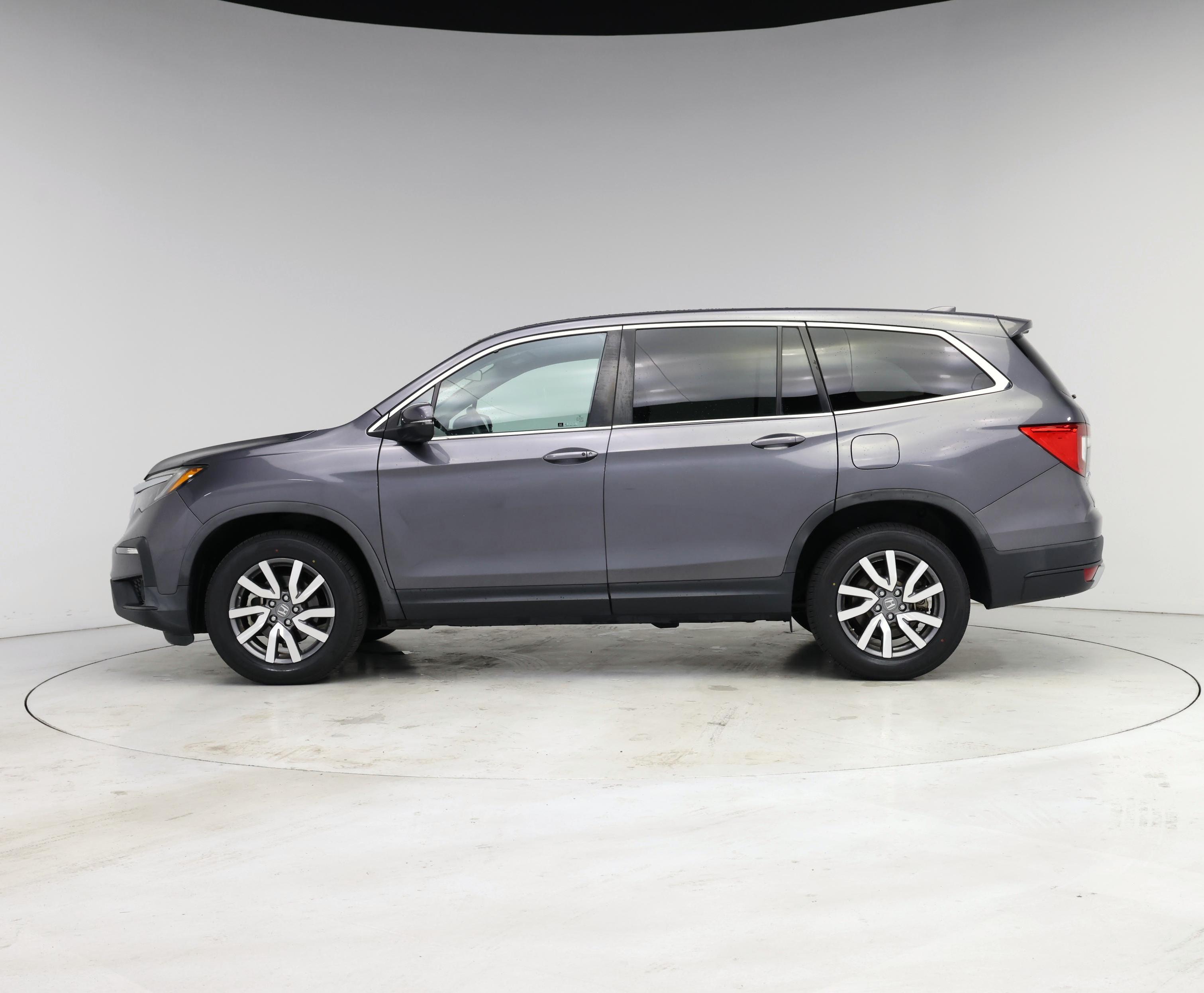 Thumbnail: 2019 Honda Pilot - 3