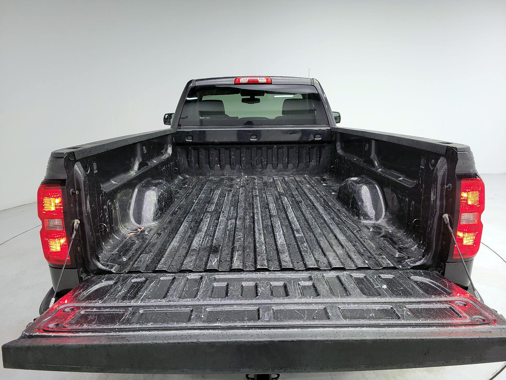 Thumbnail: 2015 Chevrolet Silverado 1500 - 19