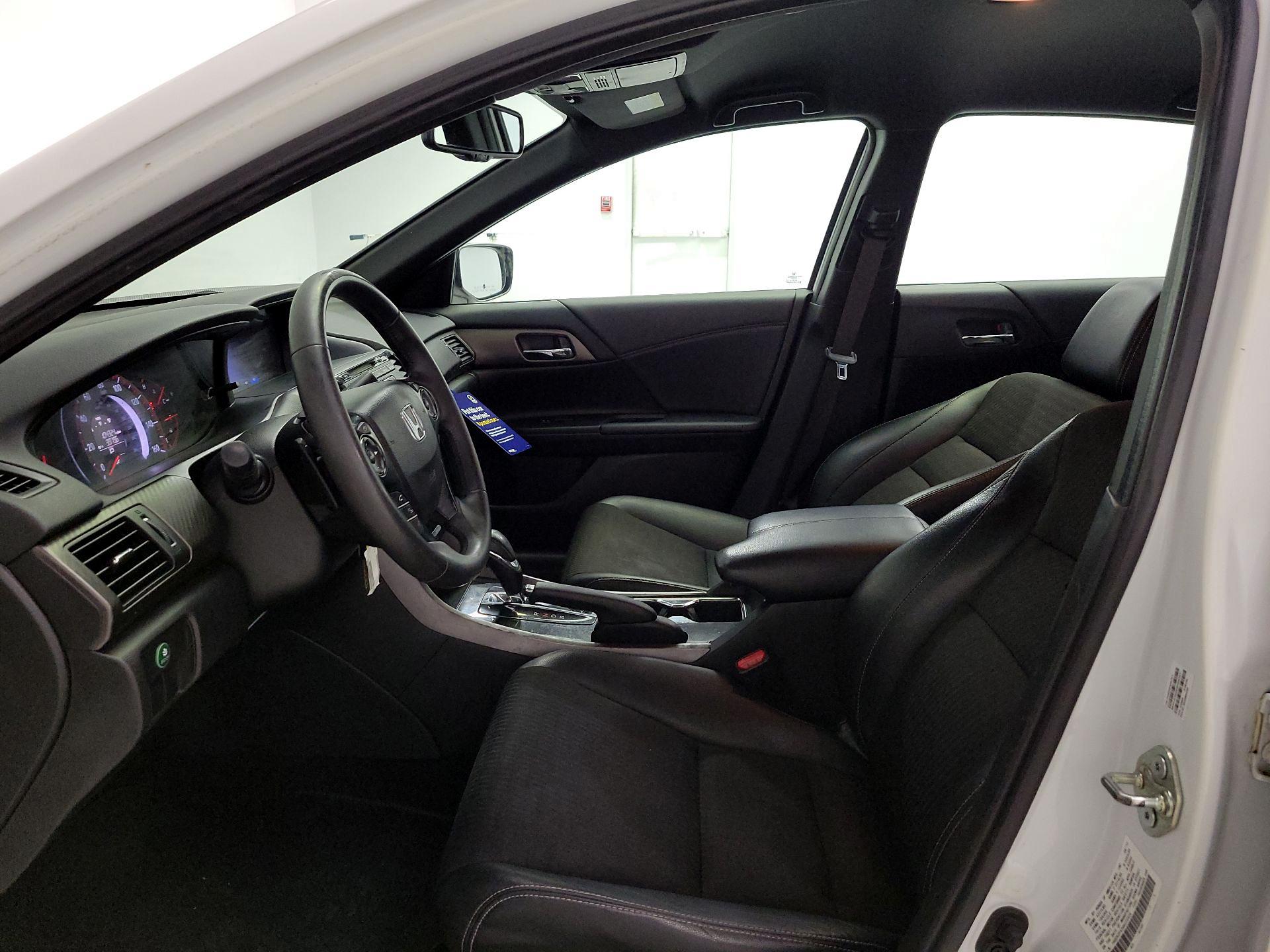 Thumbnail: 2016 Honda Accord - 11