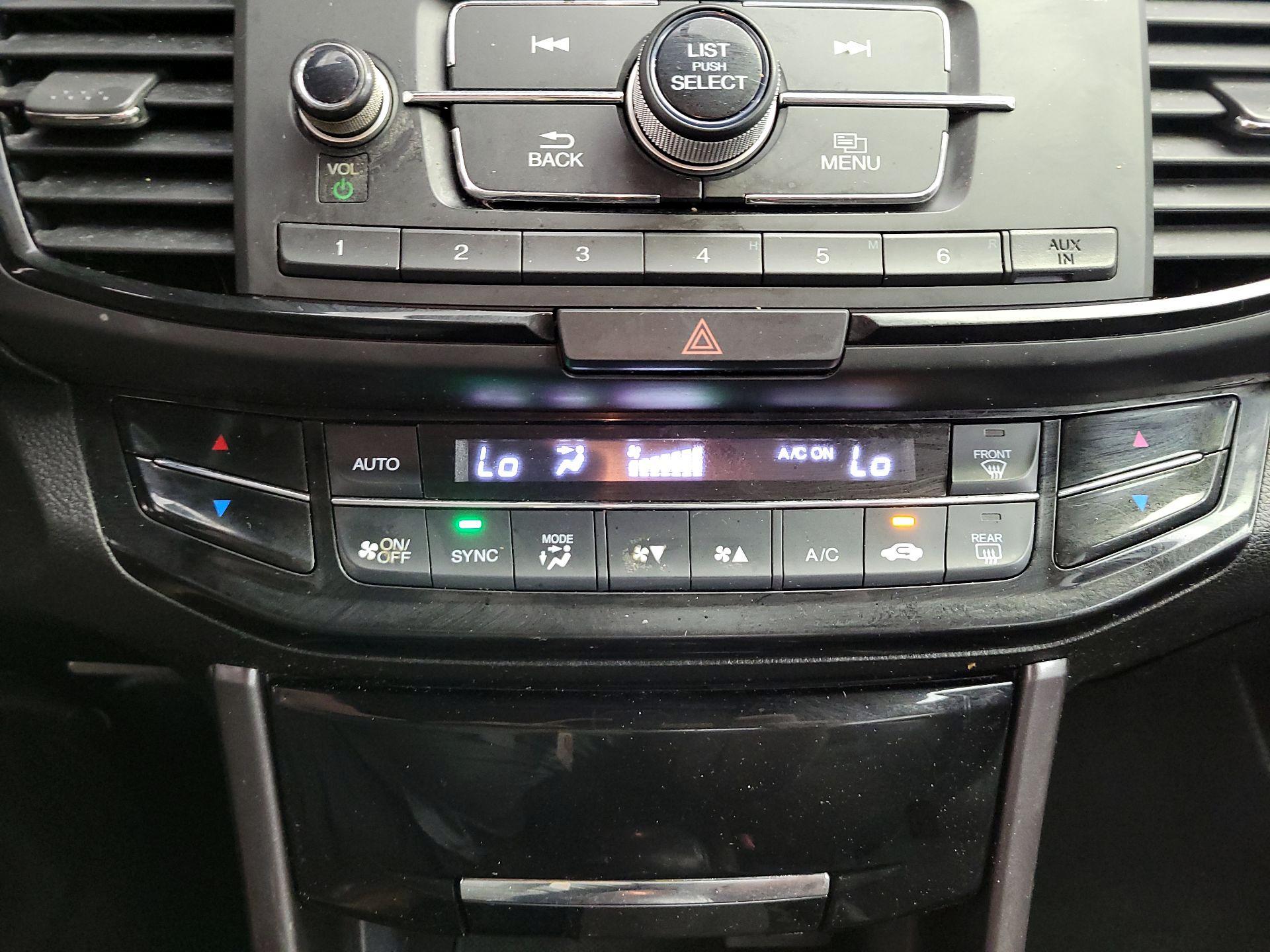 Thumbnail: 2016 Honda Accord - 16