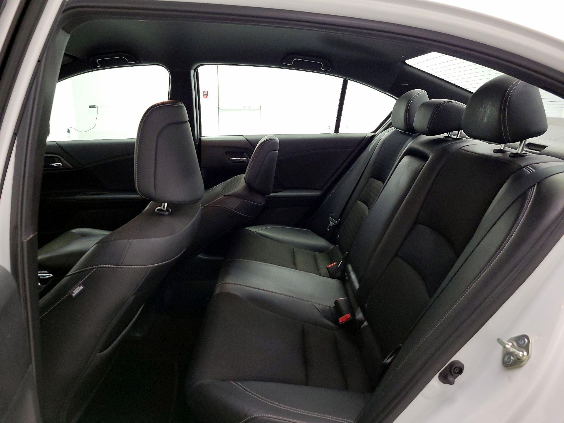 Thumbnail: 2016 Honda Accord - 19