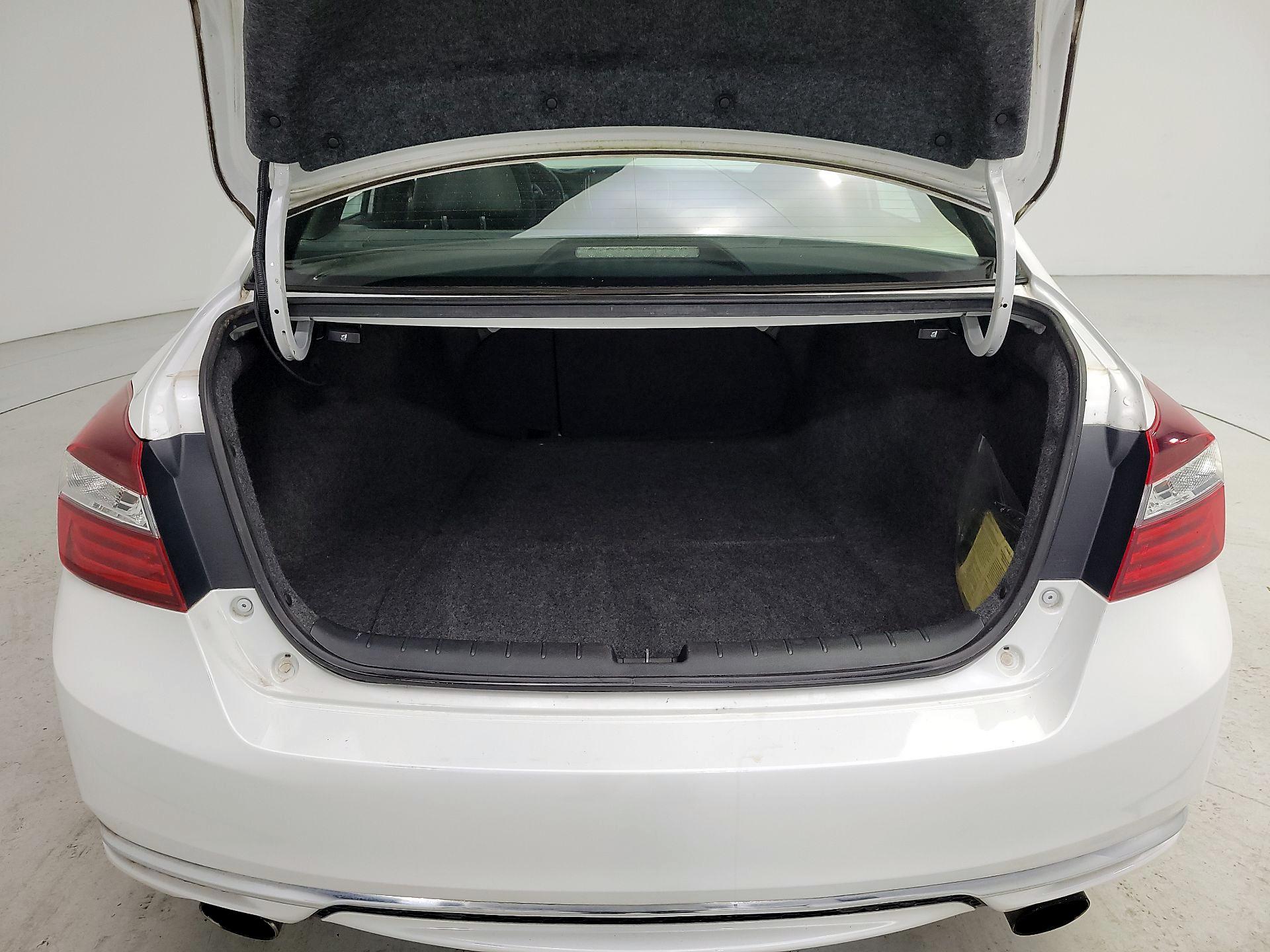 Thumbnail: 2016 Honda Accord - 20