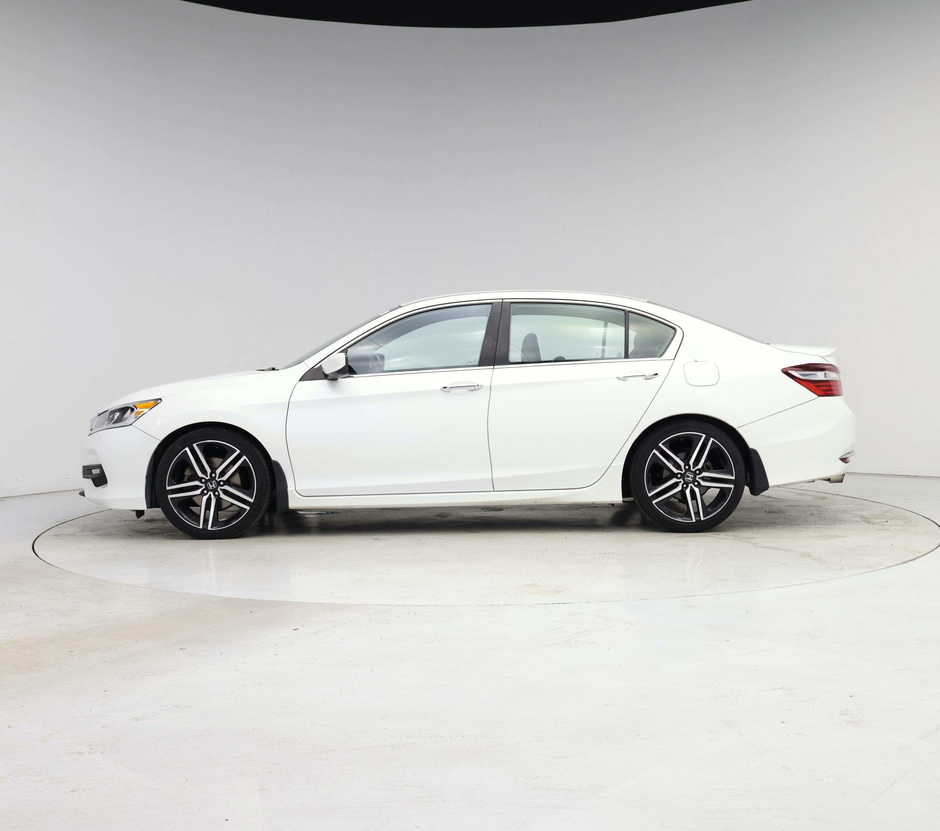 Thumbnail: 2016 Honda Accord - 3