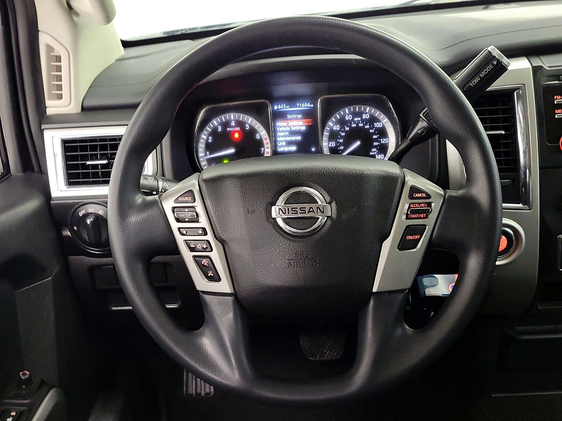 Thumbnail: 2018 Nissan Titan - 10