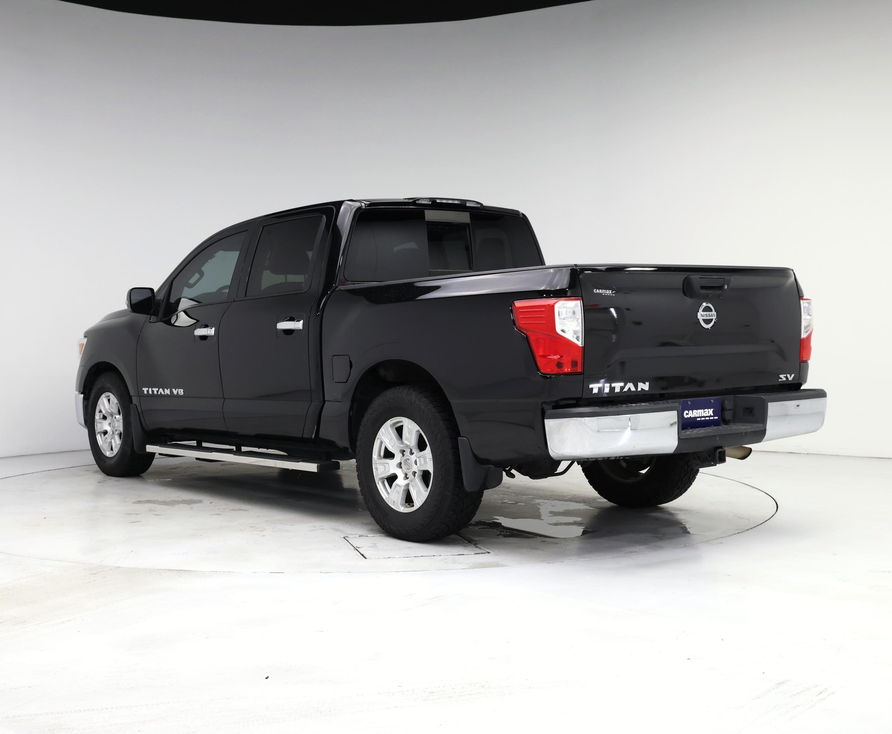 Thumbnail: 2018 Nissan Titan - 2