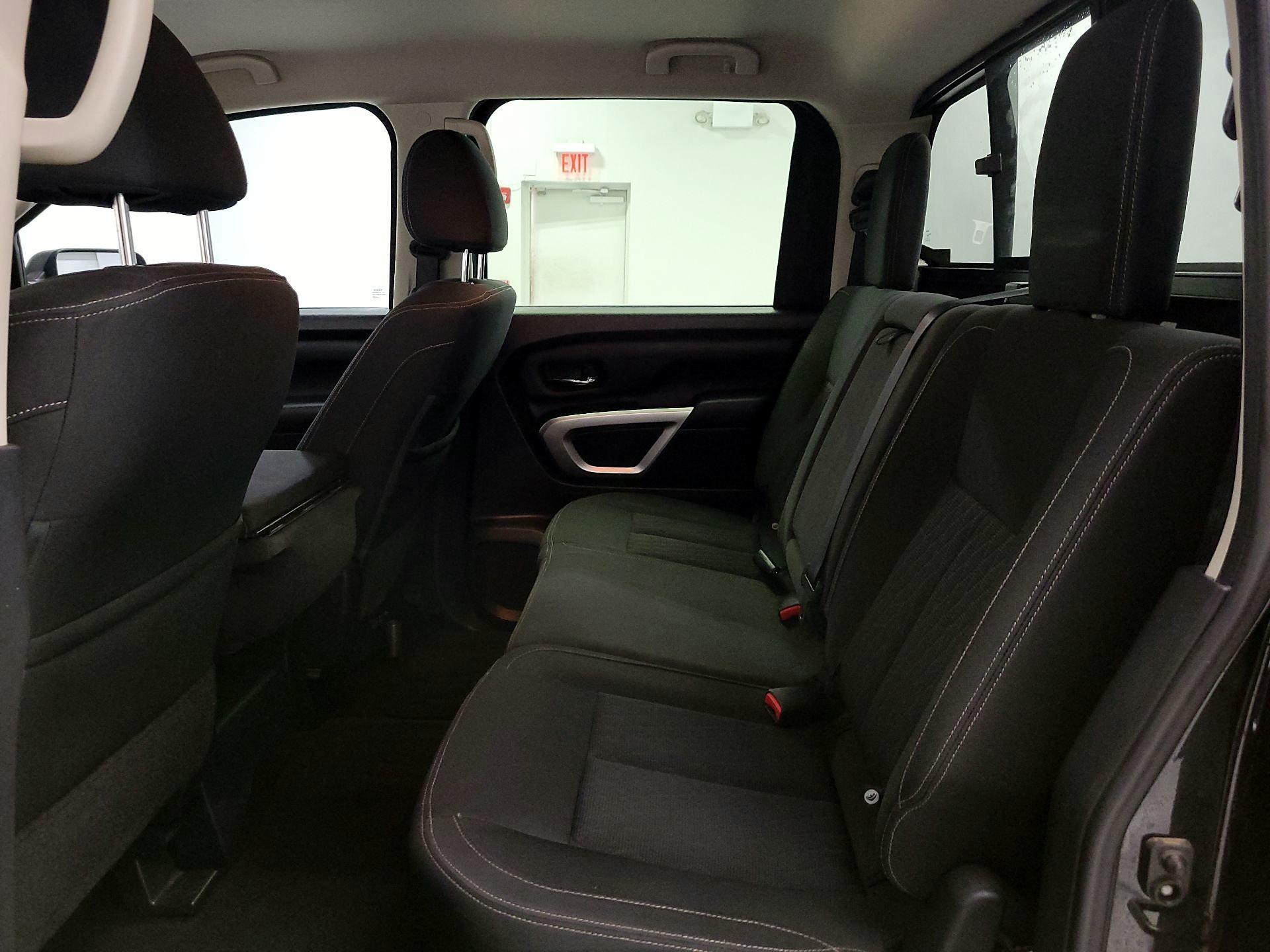 Thumbnail: 2018 Nissan Titan - 19