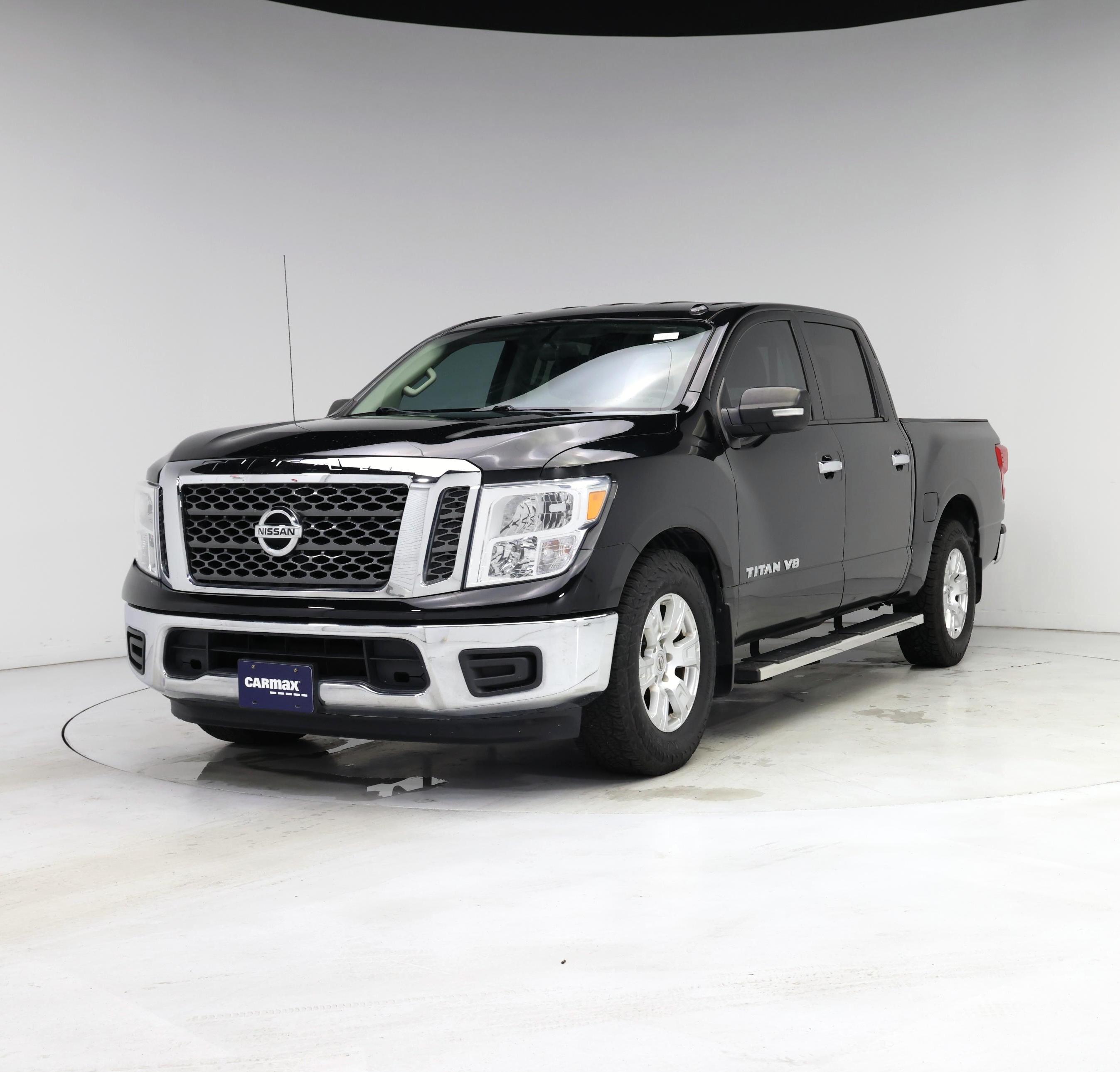 Thumbnail: 2018 Nissan Titan - 4