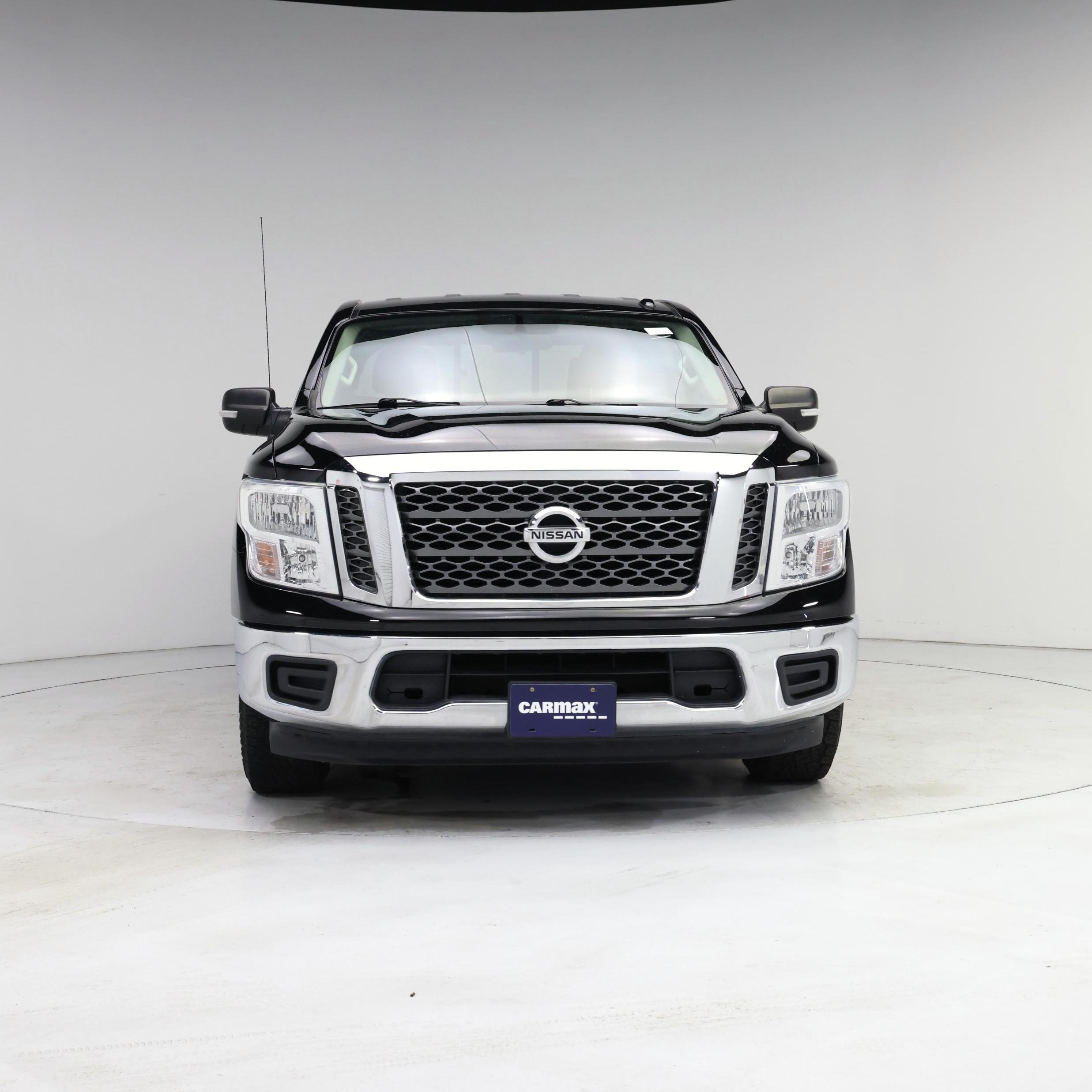 Thumbnail: 2018 Nissan Titan - 5