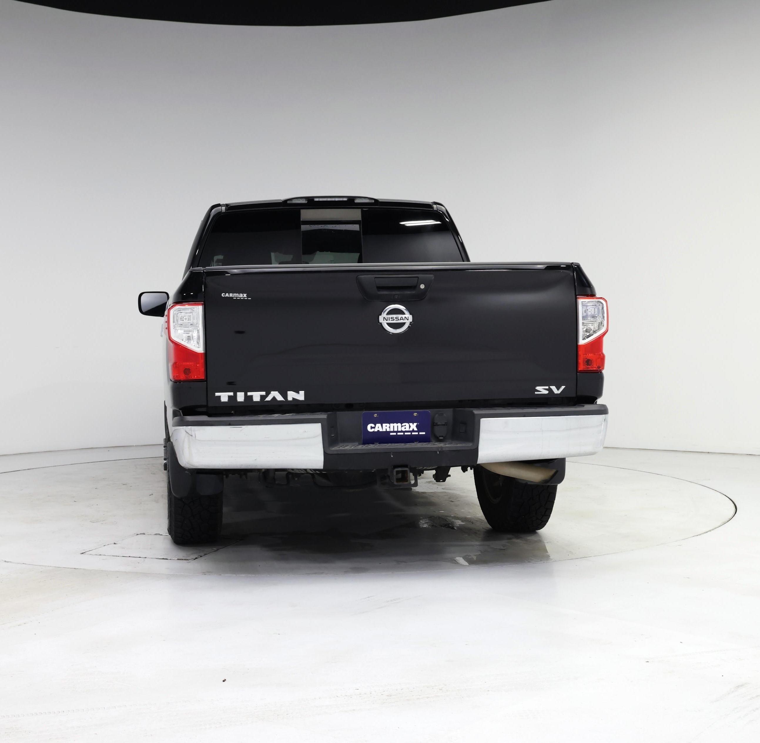 Thumbnail: 2018 Nissan Titan - 6