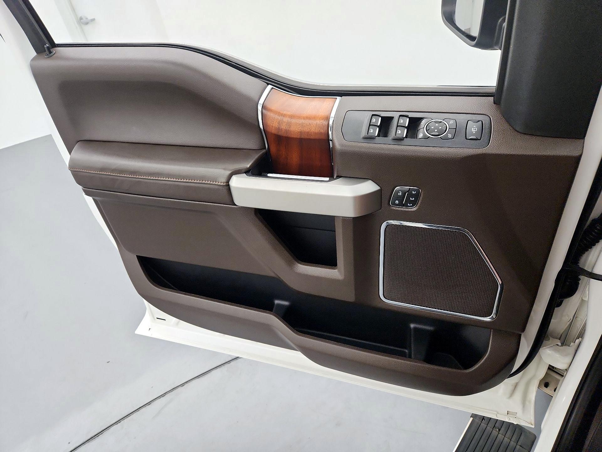 Thumbnail: 2020 Ford F-250 - 12