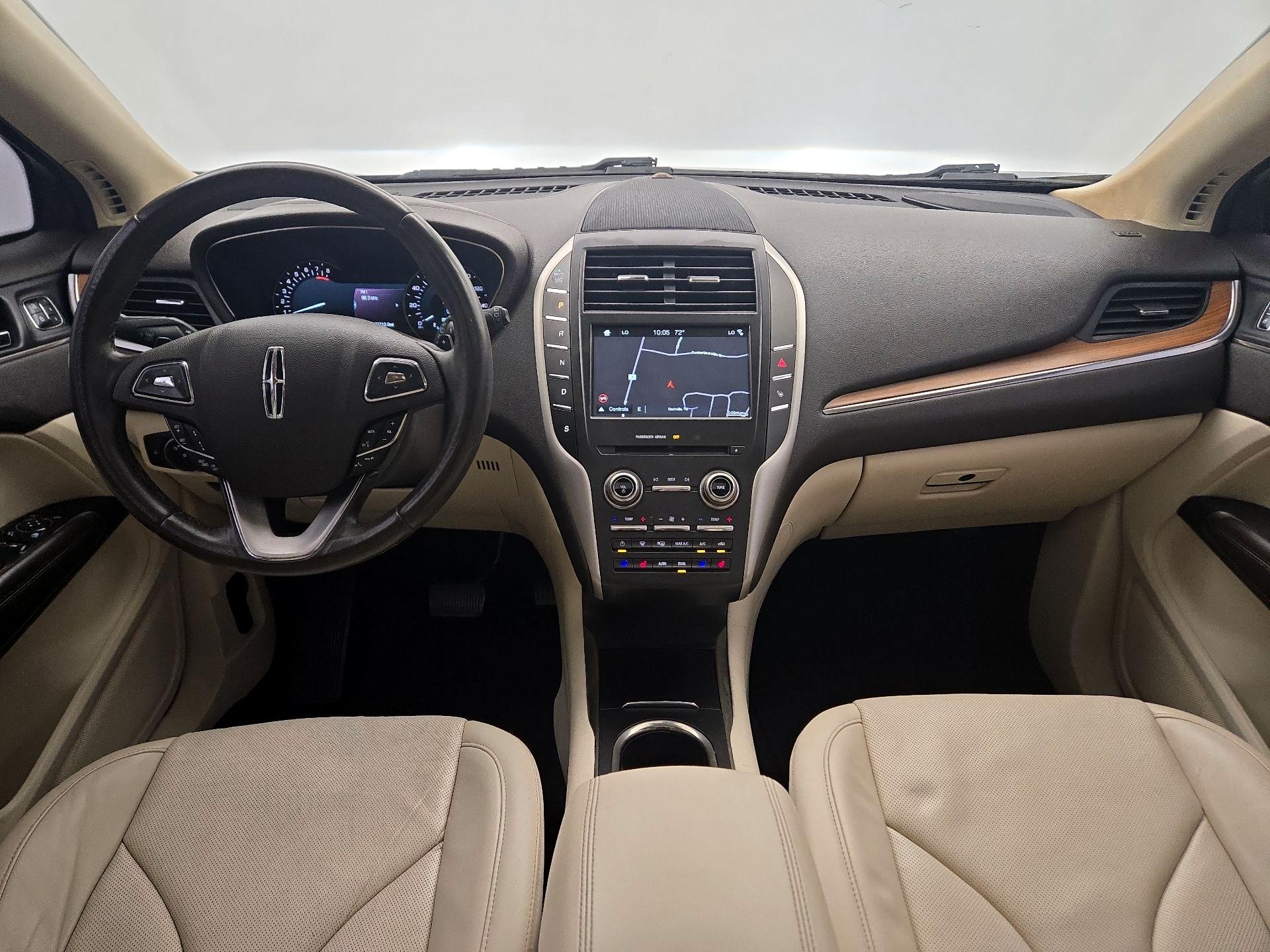 Thumbnail: 2016 Lincoln MKC - 9